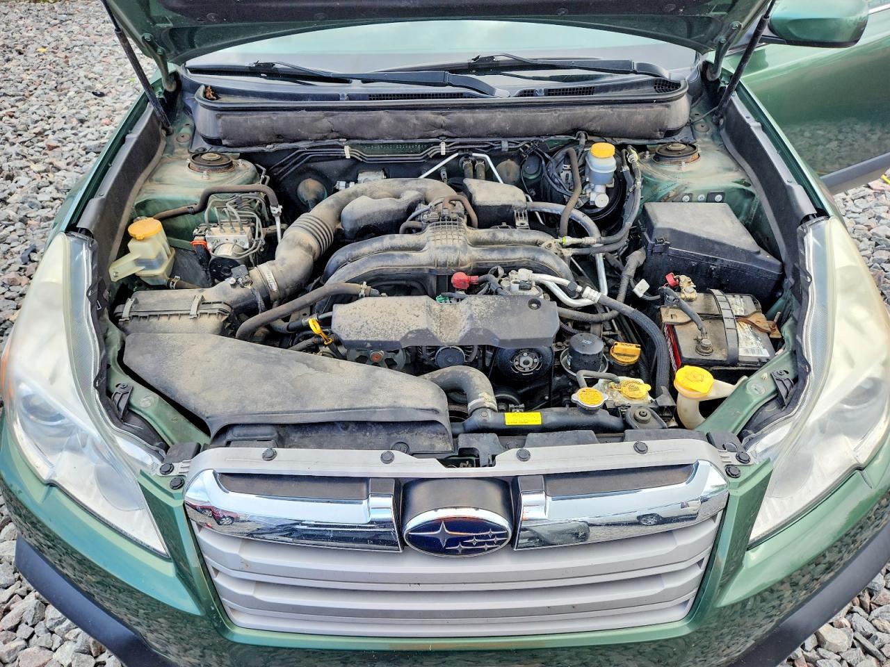 2014 Subaru Outback 2.5i Premium Green vin: 4S4BRCCC1E3246675