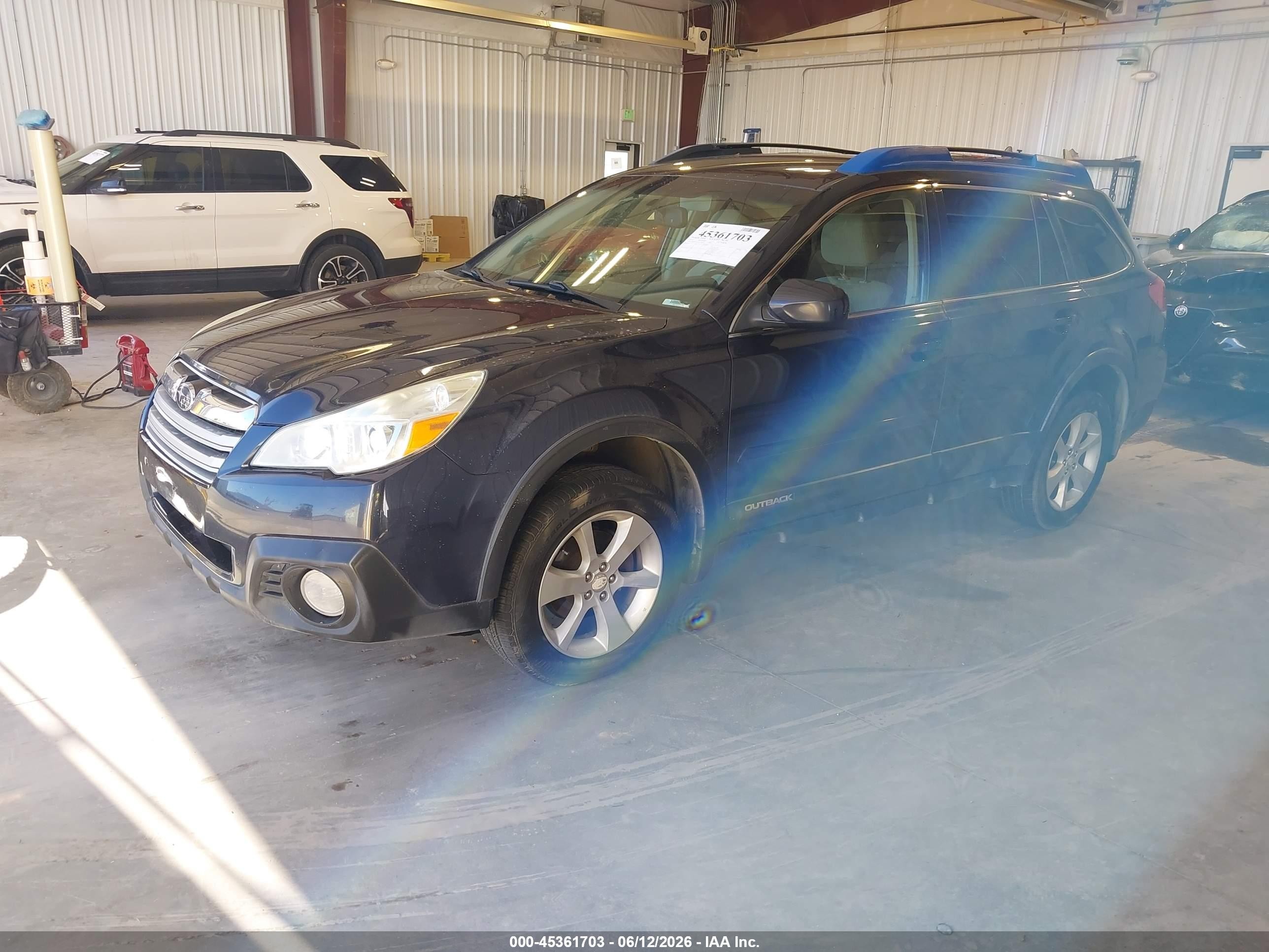 2014 Subaru Outback 2.5i Premium Blue vin: 4S4BRCCC1E3254176