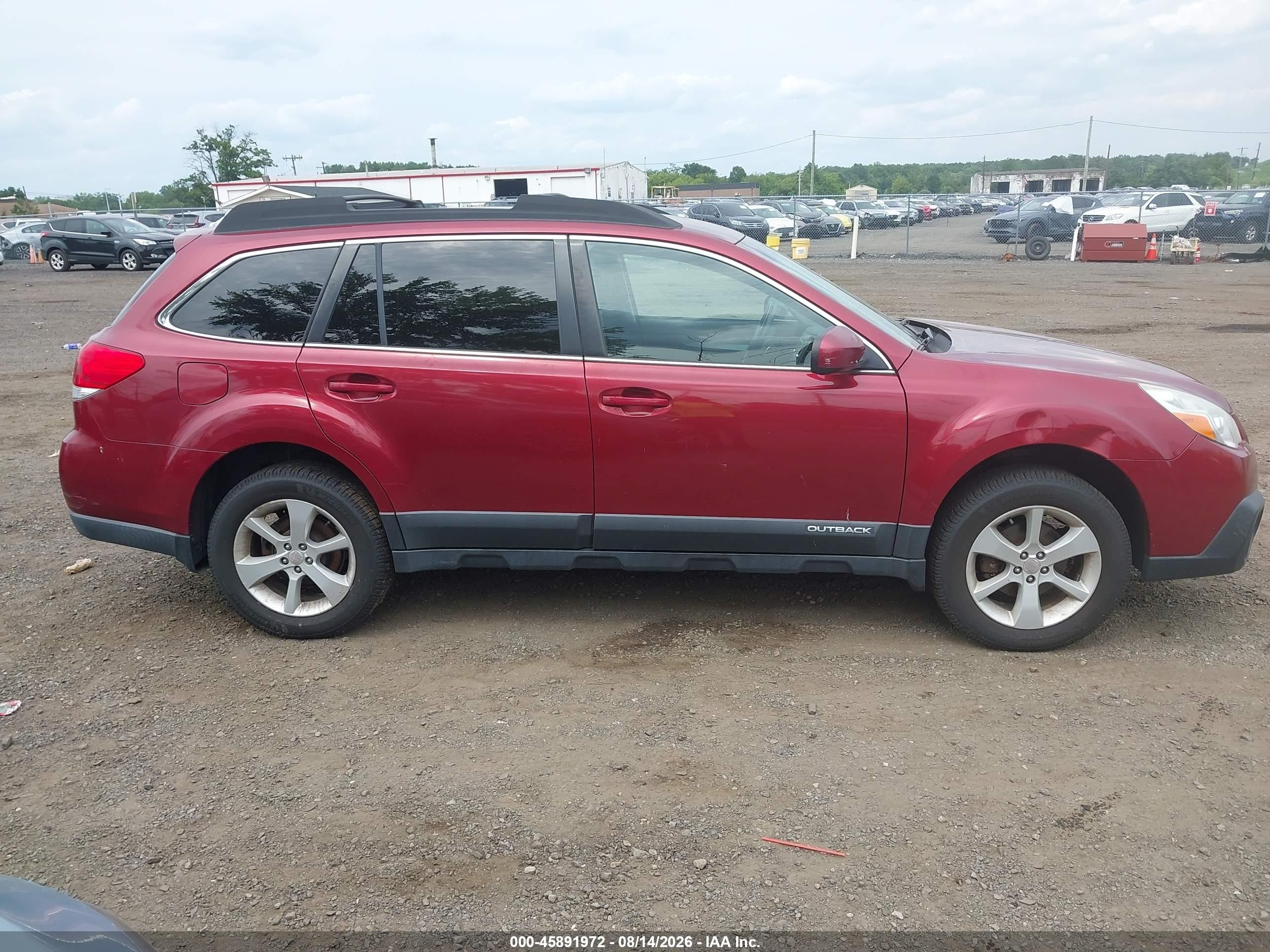 2014 Subaru Outback 2.5i Premium Red vin: 4S4BRCCC1E3259412