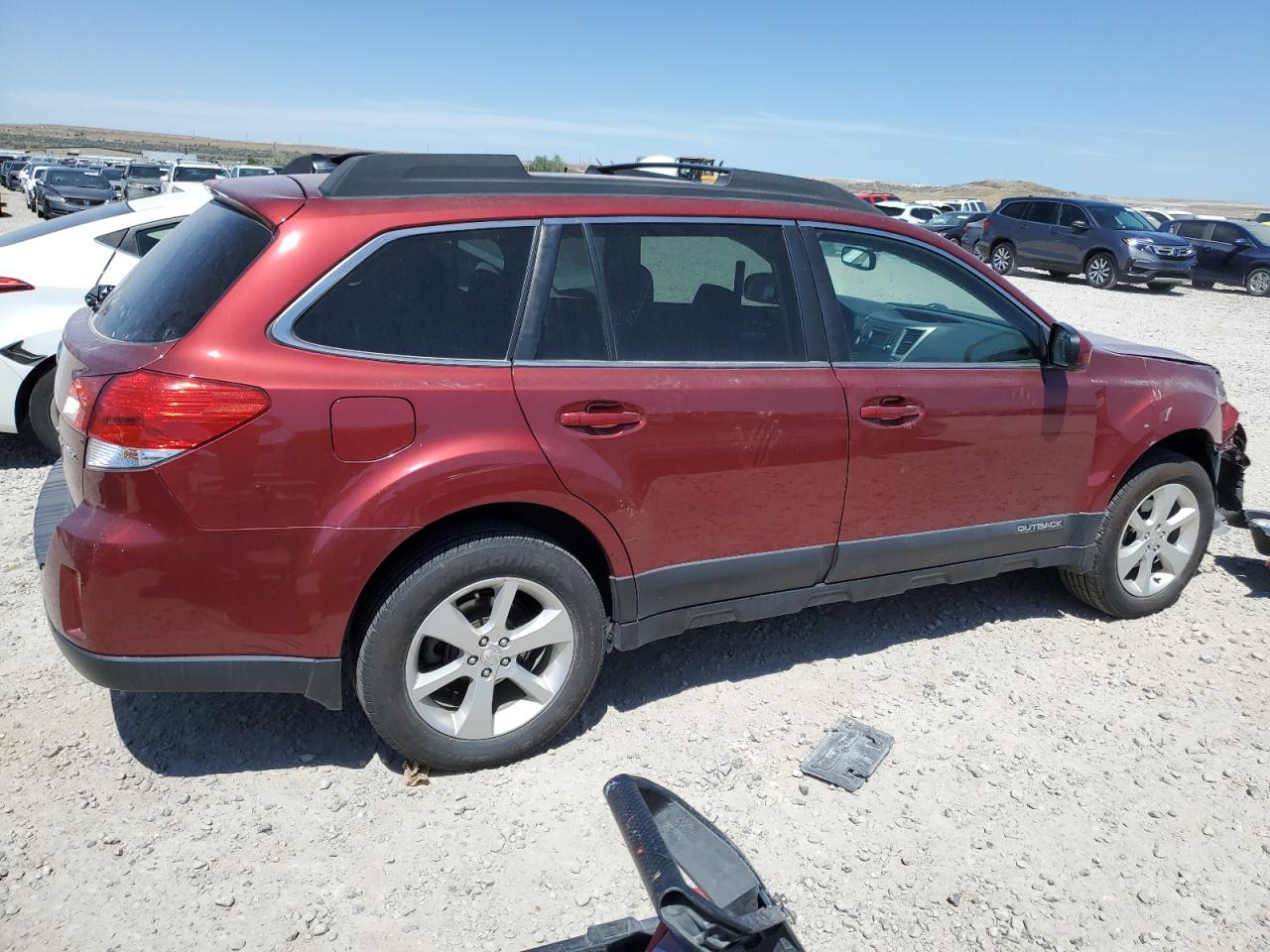 2014 Subaru Outback 2.5i Premium Burgundy vin: 4S4BRCCC1E3260186