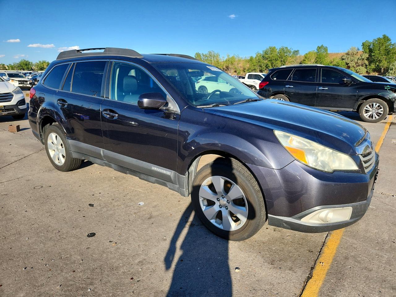 2011 Subaru Outback 2.5i Premium Gray vin: 4S4BRCCC2B3317636