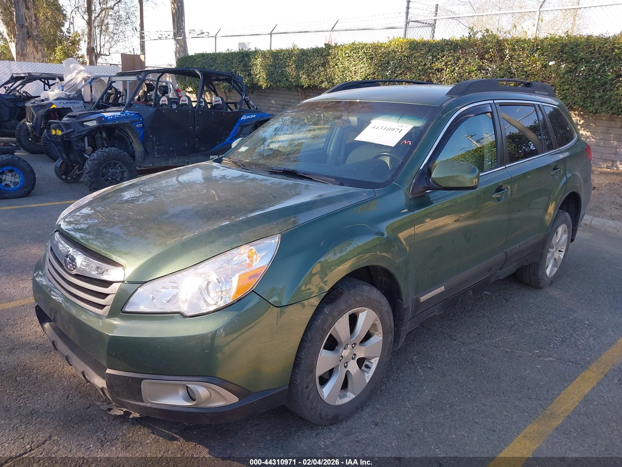 2011 Subaru Outback 2.5i Premium Green vin: 4S4BRCCC2B3429112