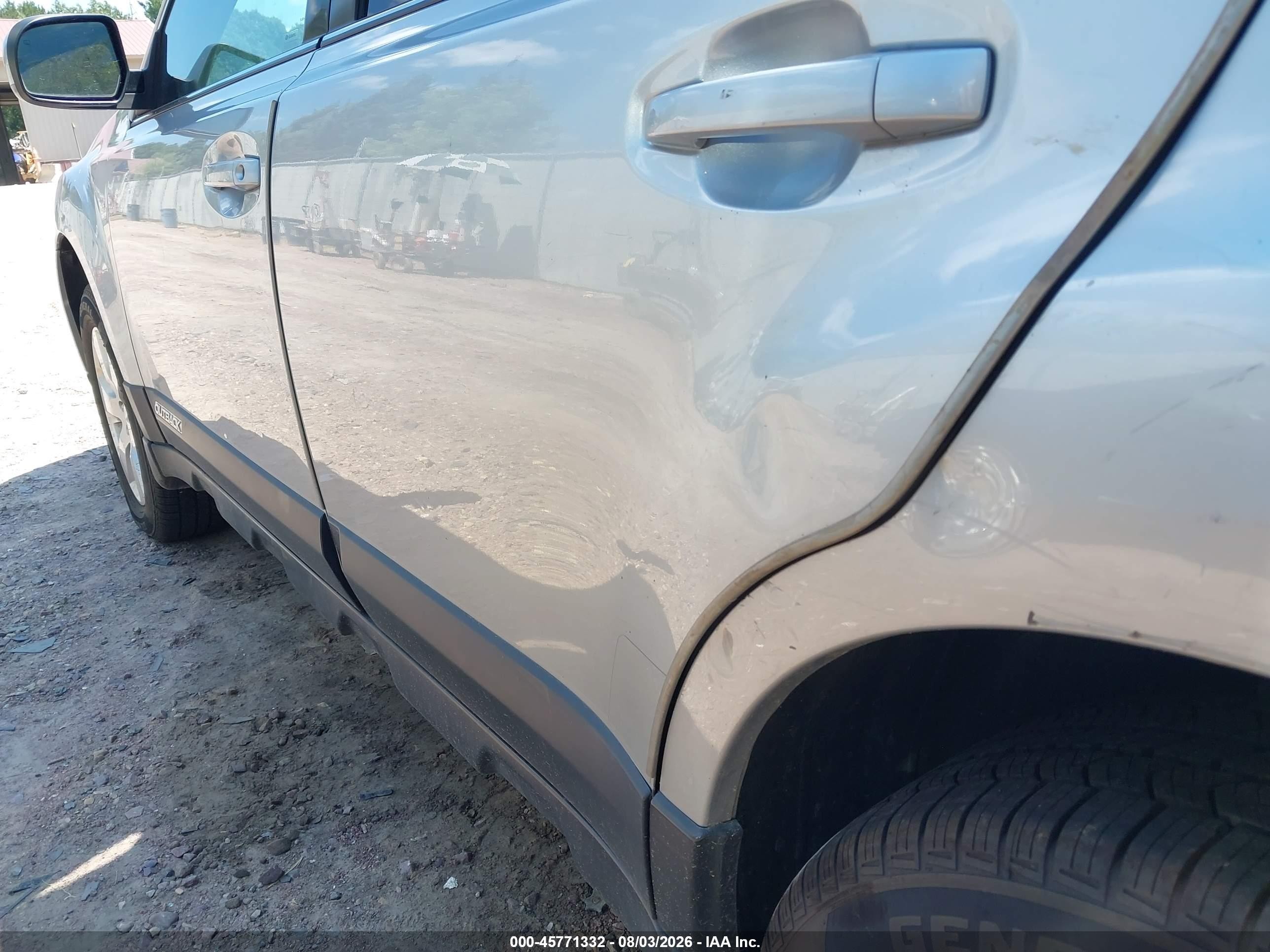 2012 Subaru Outback 2.5i Premium Silver vin: 4S4BRCCC2C3221698
