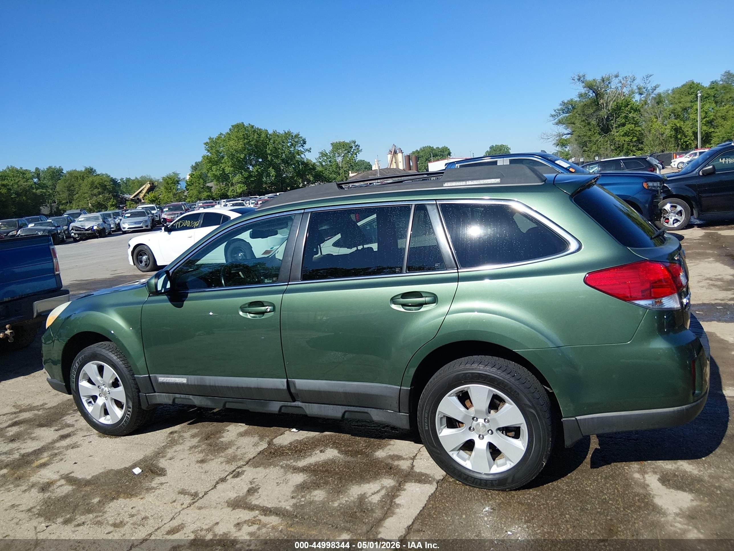 2012 Subaru Outback 2.5i Premium Green vin: 4S4BRCCC2C3289421