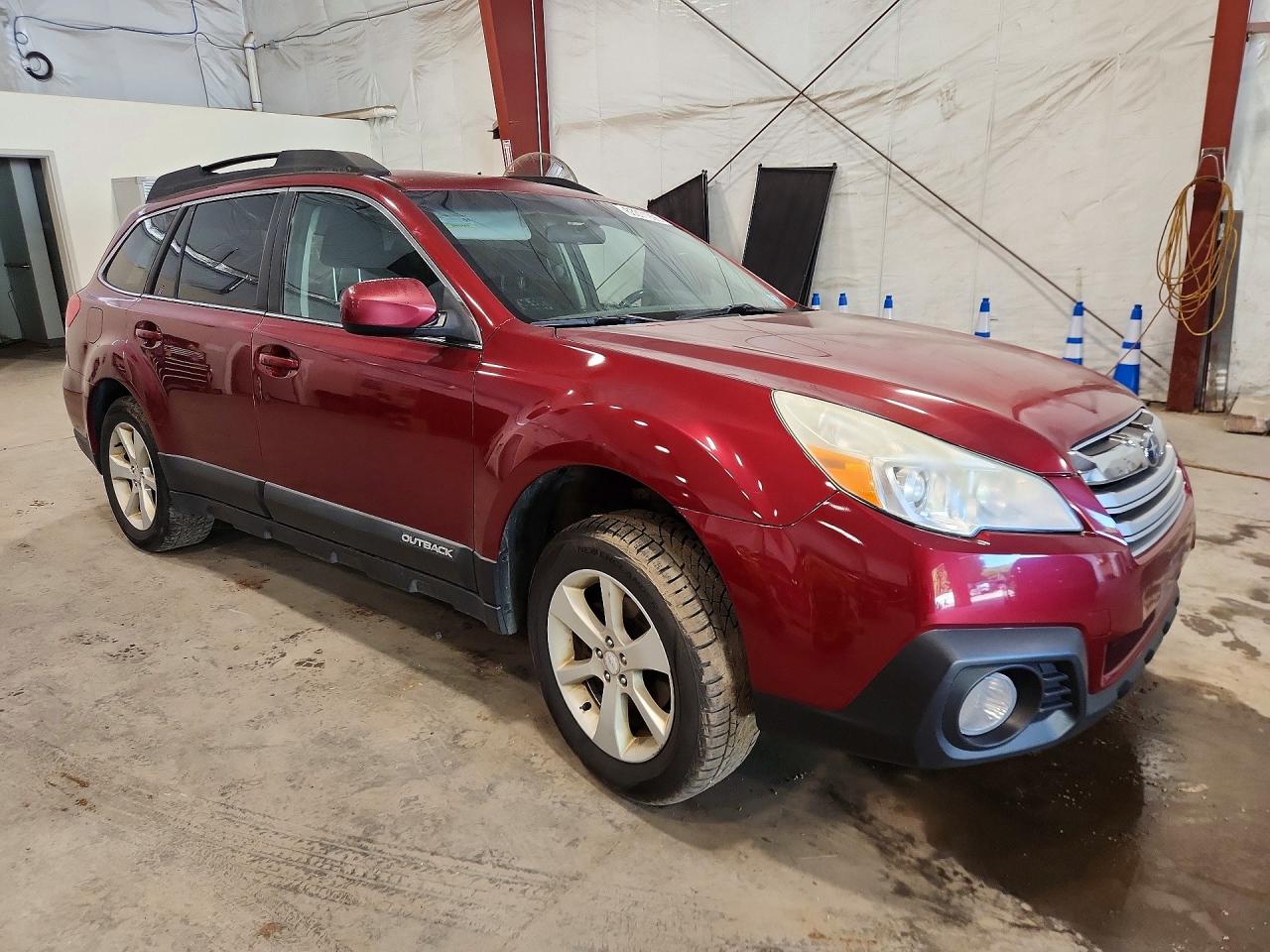 2013 Subaru Outback 2.5i Premium Red vin: 4S4BRCCC2D3227888