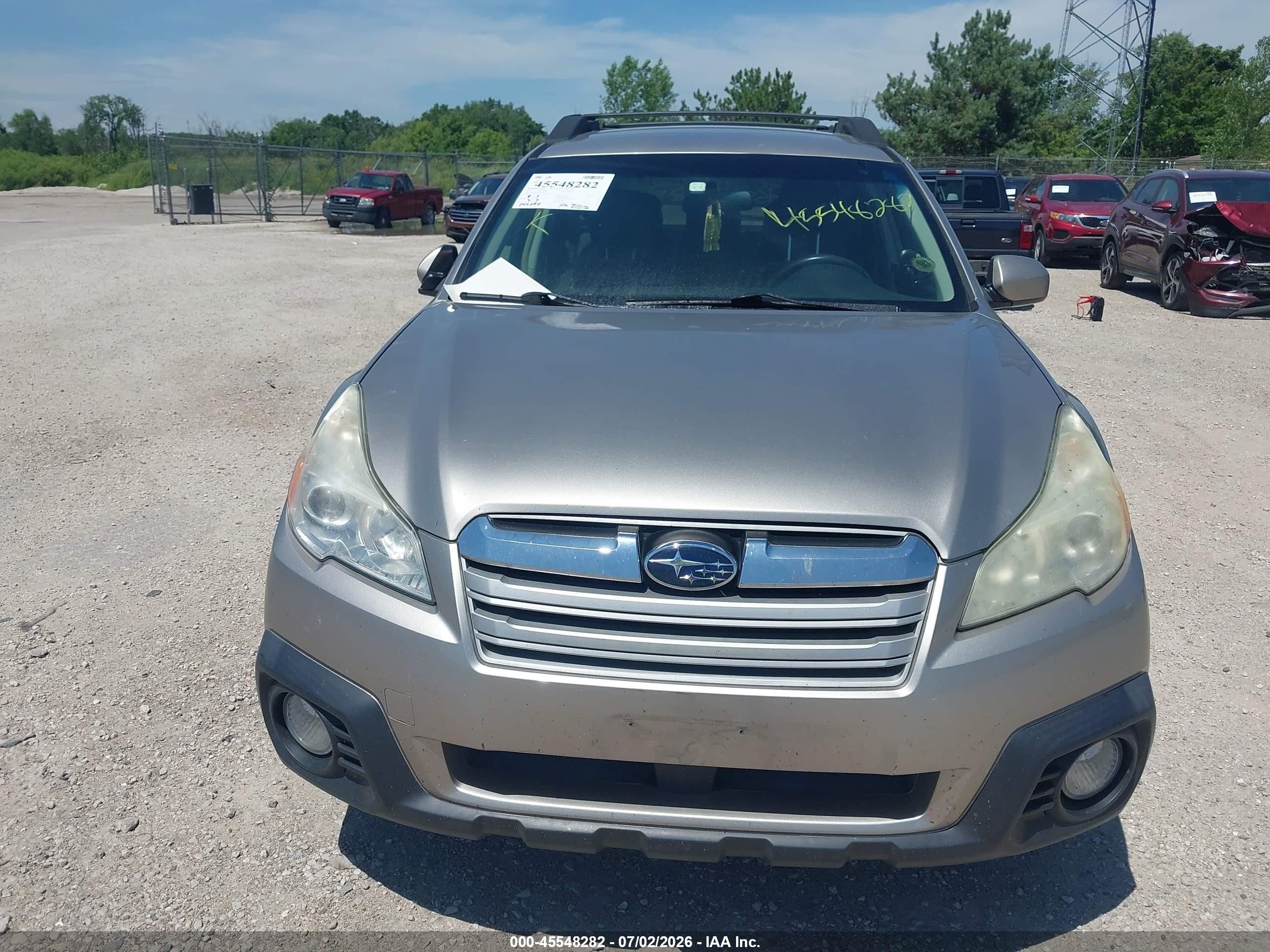 2014 Subaru Outback 2.5i Premium Champagne vin: 4S4BRCCC2E3265722