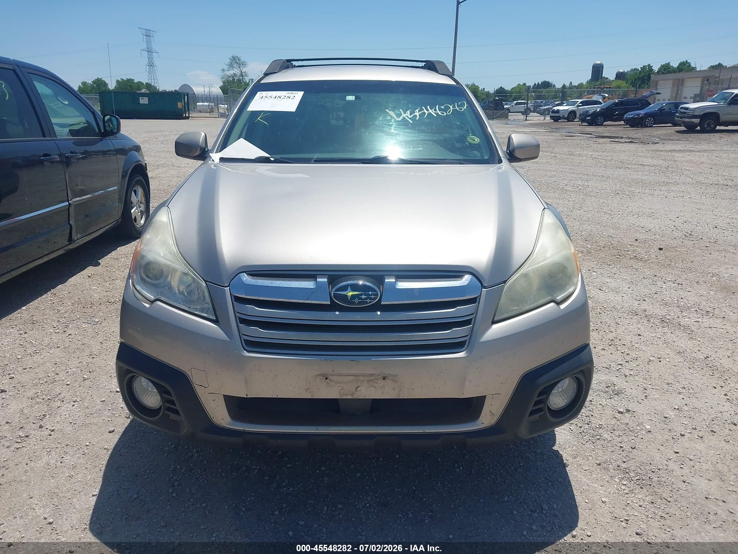 2014 Subaru Outback 2.5i Premium Champagne vin: 4S4BRCCC2E3265722