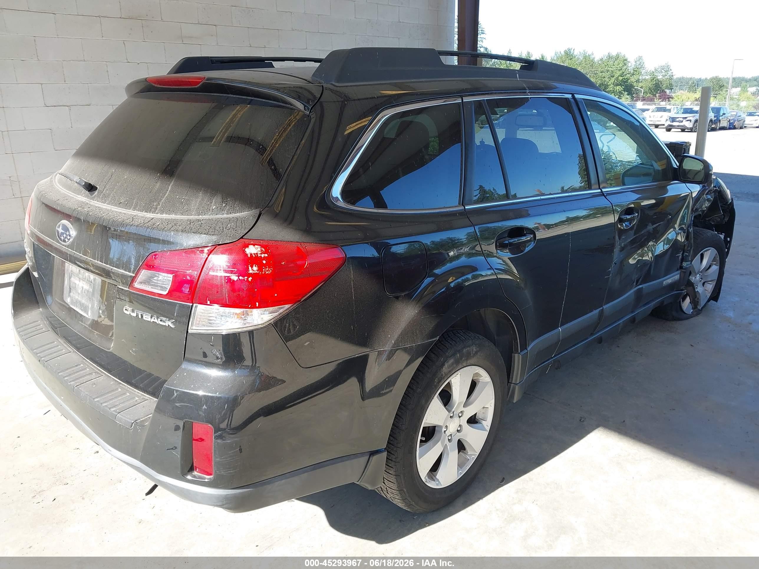 2010 Subaru Outback 2.5i Premium Черный vin: 4S4BRCCC3A3310936