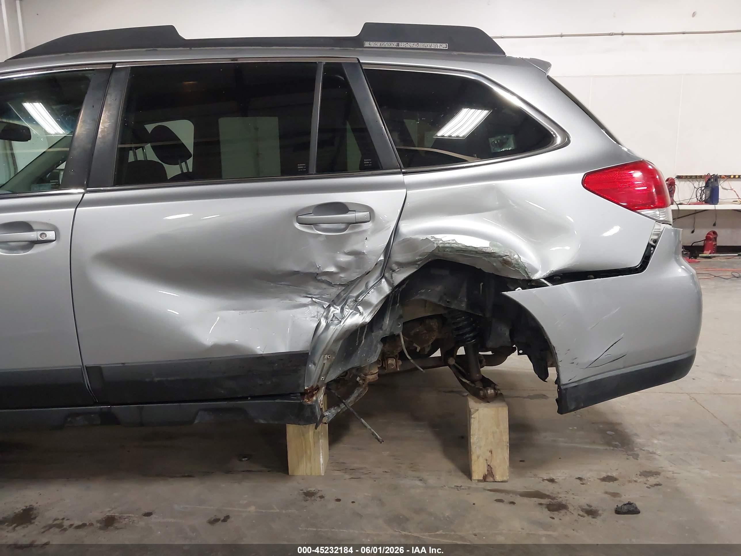 2012 Subaru Outback 2.5i Premium Light Blue vin: 4S4BRCCC3C3217014