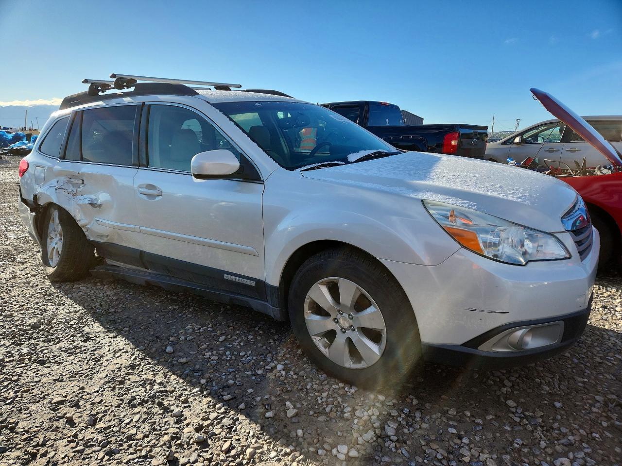 2012 Subaru Outback 2.5i Premium White vin: 4S4BRCCC3C3283224