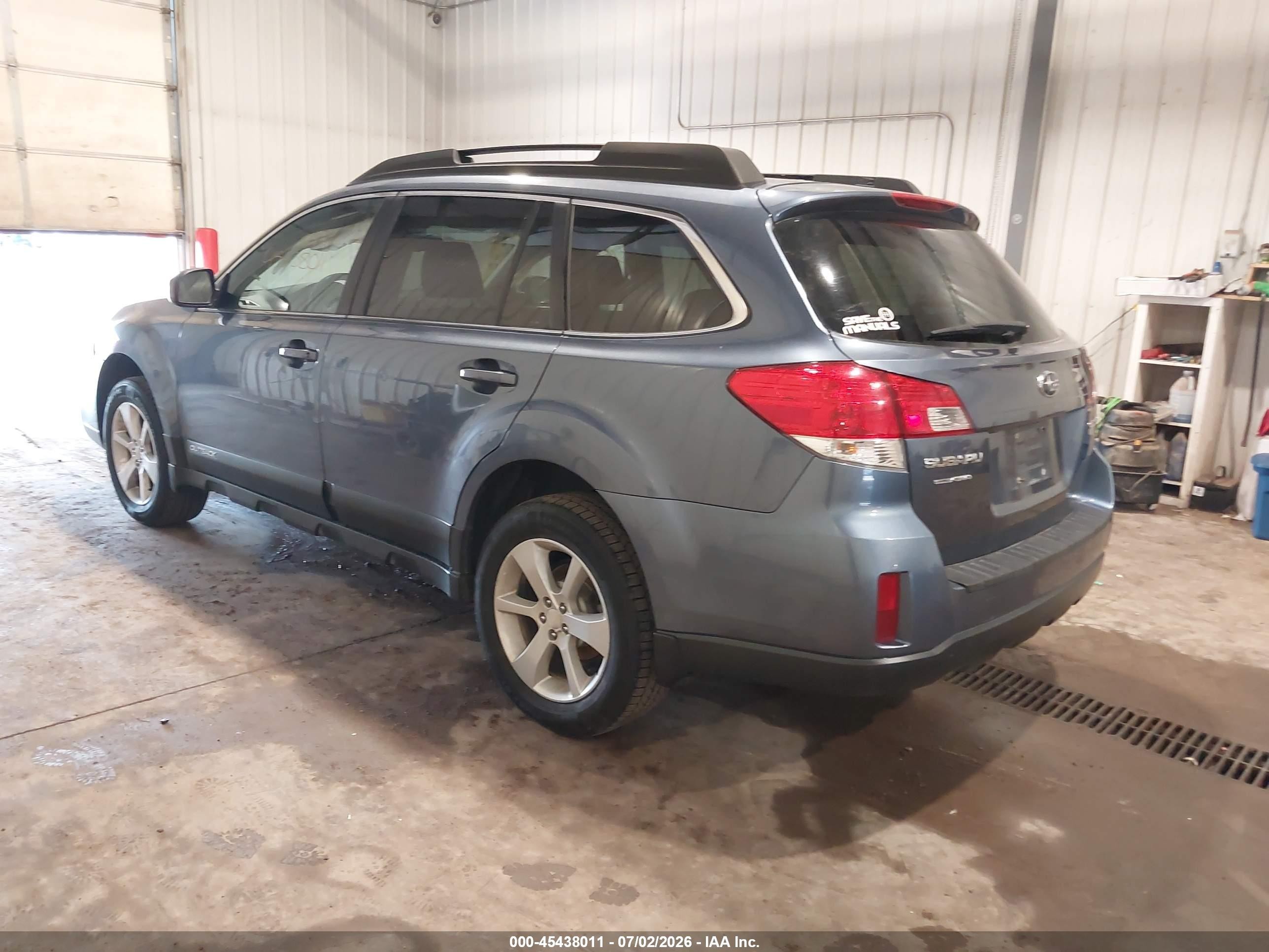 2013 Subaru Outback 2.5i Premium Blue vin: 4S4BRCCC3D1253895
