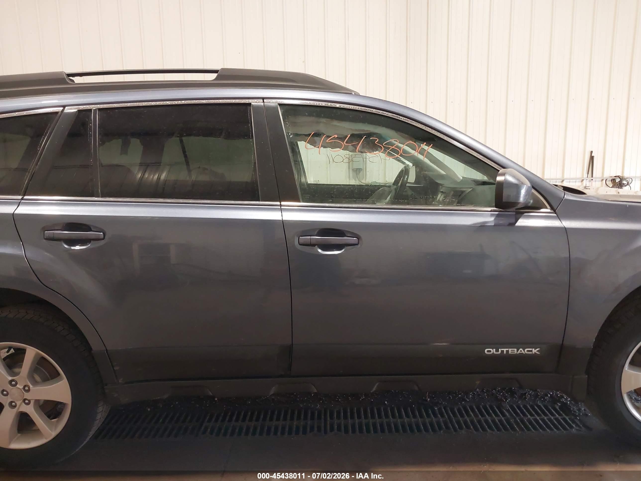 2013 Subaru Outback 2.5i Premium Blue vin: 4S4BRCCC3D1253895