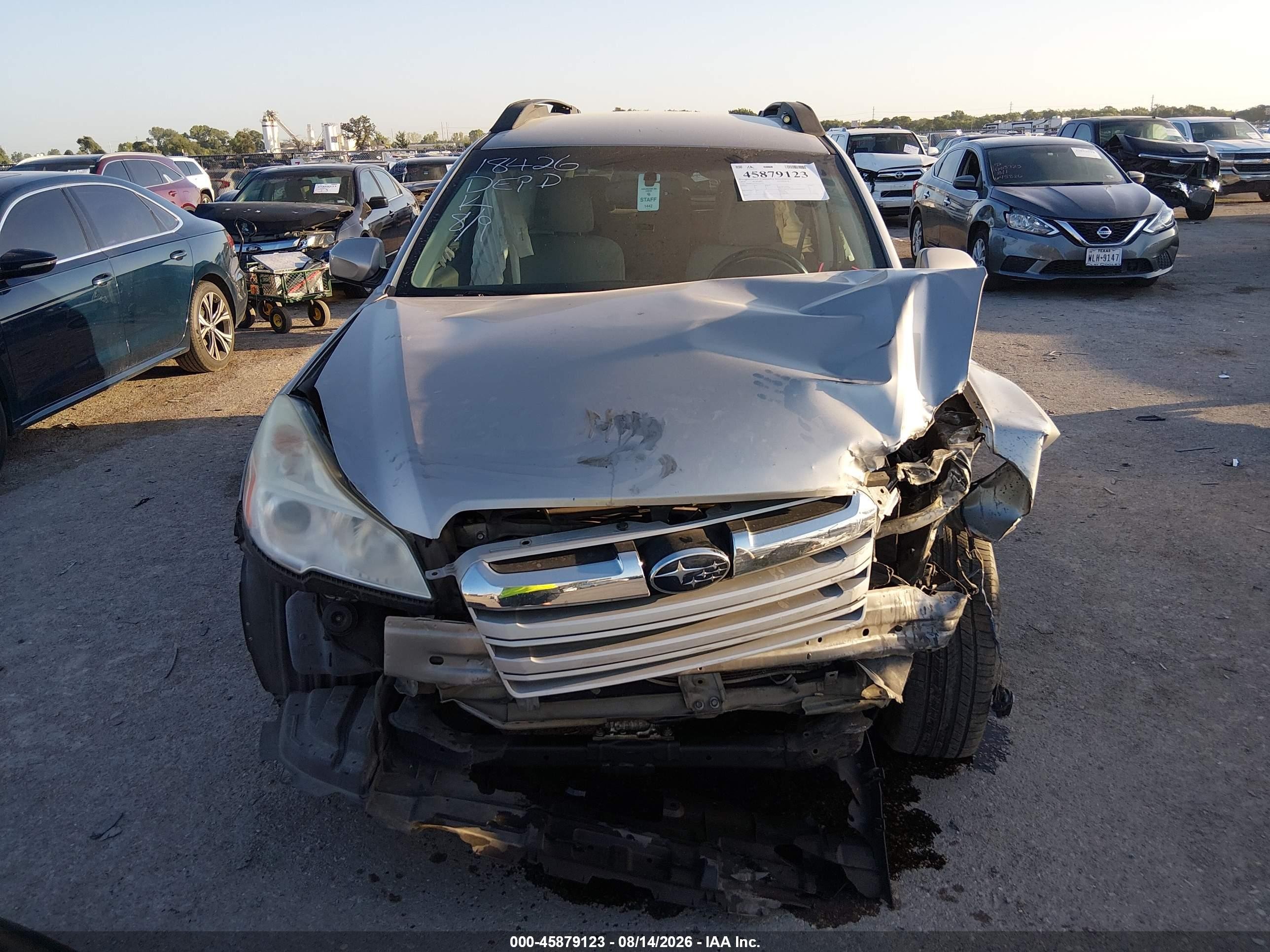 2014 Subaru Outback 2.5i Premium Champagne vin: 4S4BRCCC3E3214276