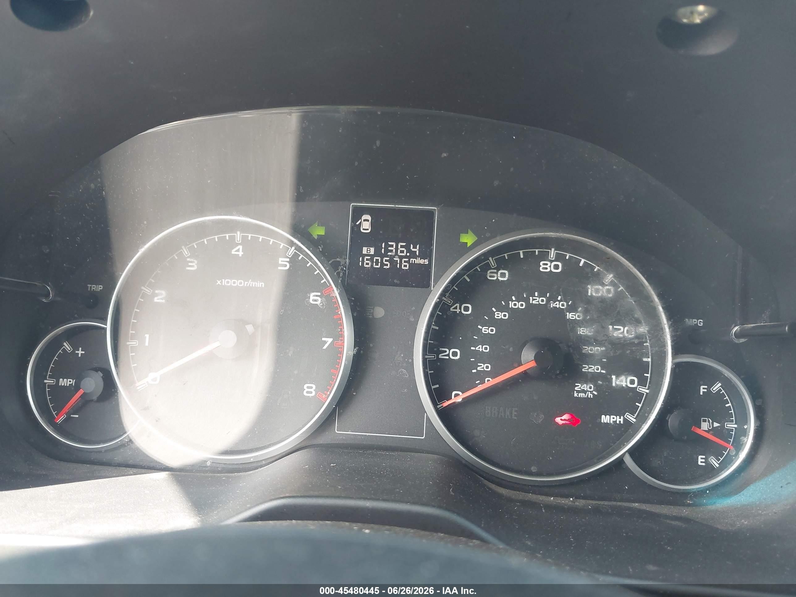 2014 Subaru Outback 2.5i Premium Silver vin: 4S4BRCCC3E3214391