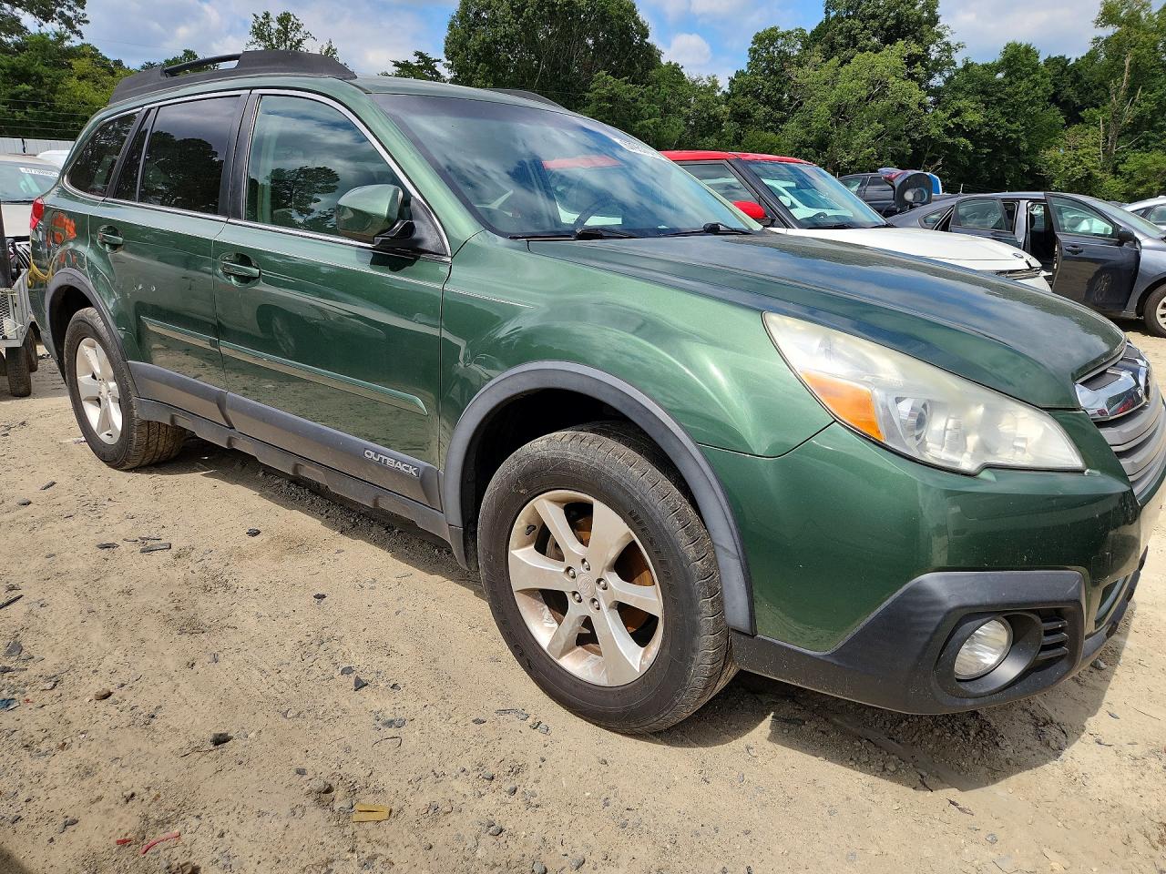 2014 Subaru Outback 2.5i Premium Green vin: 4S4BRCCC3E3257578