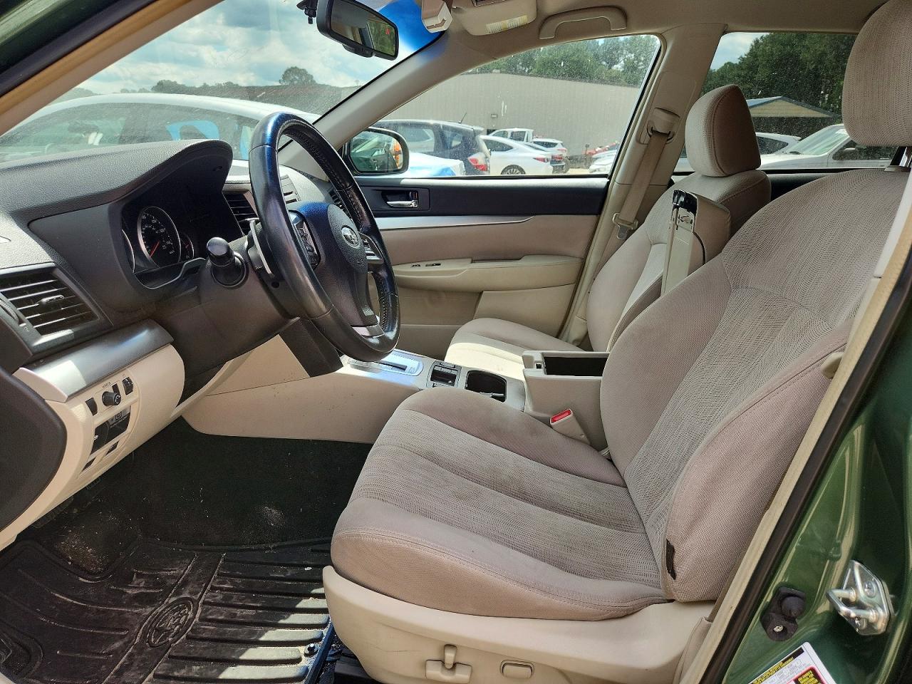 2014 Subaru Outback 2.5i Premium Green vin: 4S4BRCCC3E3257578