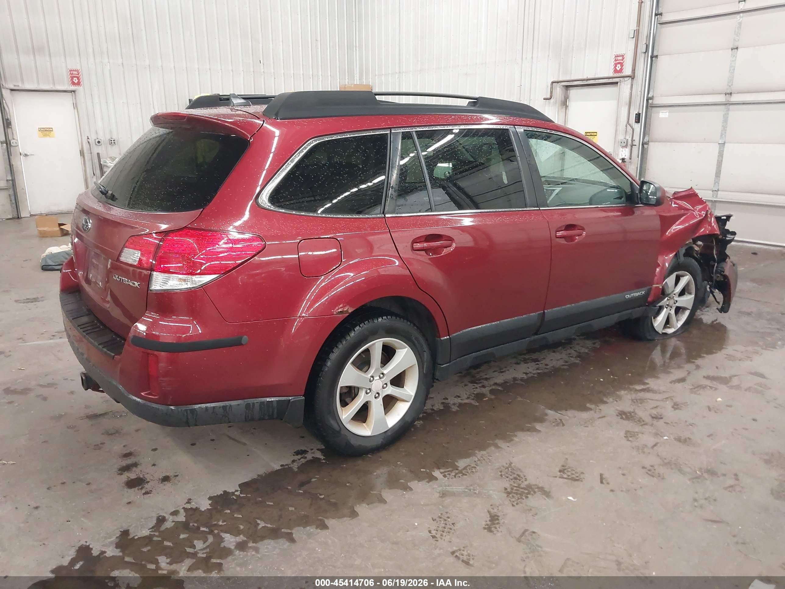 2014 Subaru Outback 2.5i Premium Red vin: 4S4BRCCC3E3288944
