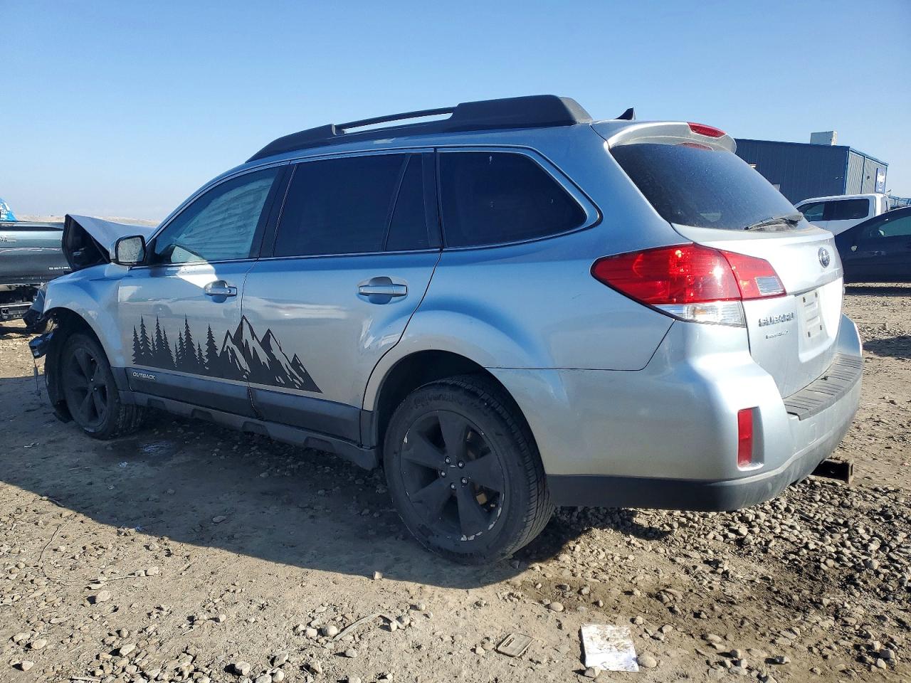 2014 Subaru Outback 2.5i Premium Серебряный vin: 4S4BRCCC3E3314295