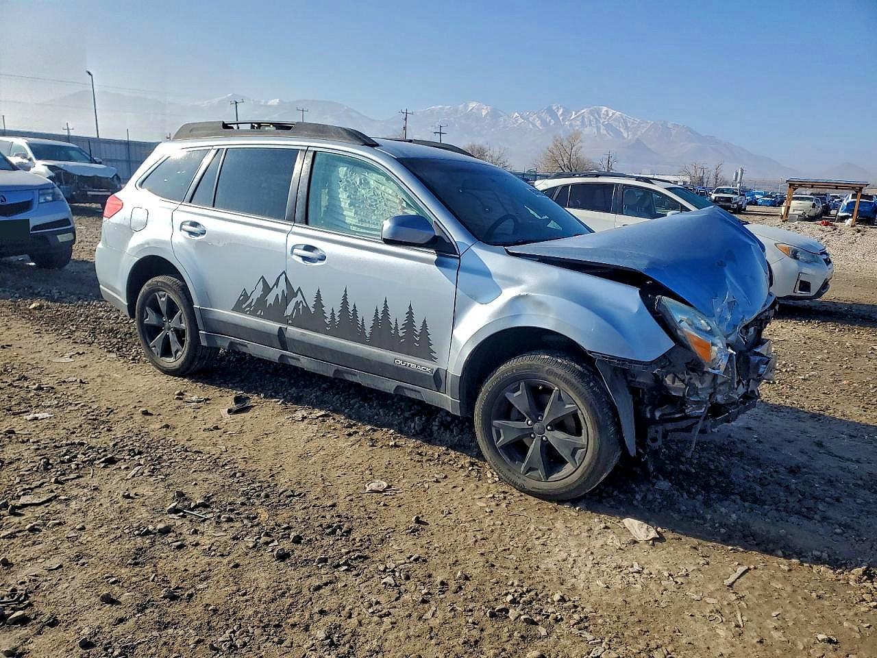 2014 Subaru Outback 2.5i Premium Серебряный vin: 4S4BRCCC3E3314295
