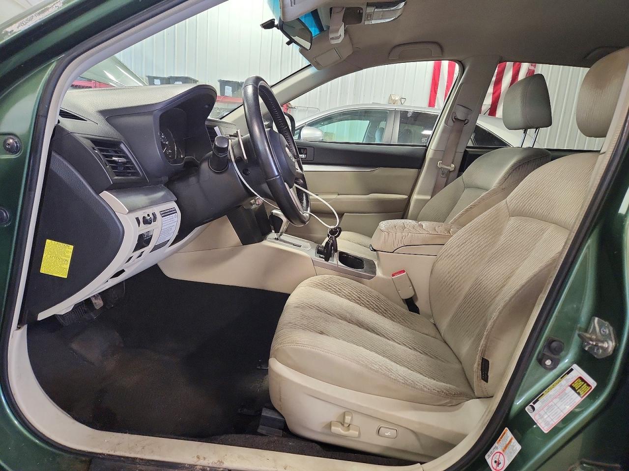 2010 Subaru Outback 2.5i Premium Зеленый vin: 4S4BRCCC4A3346019