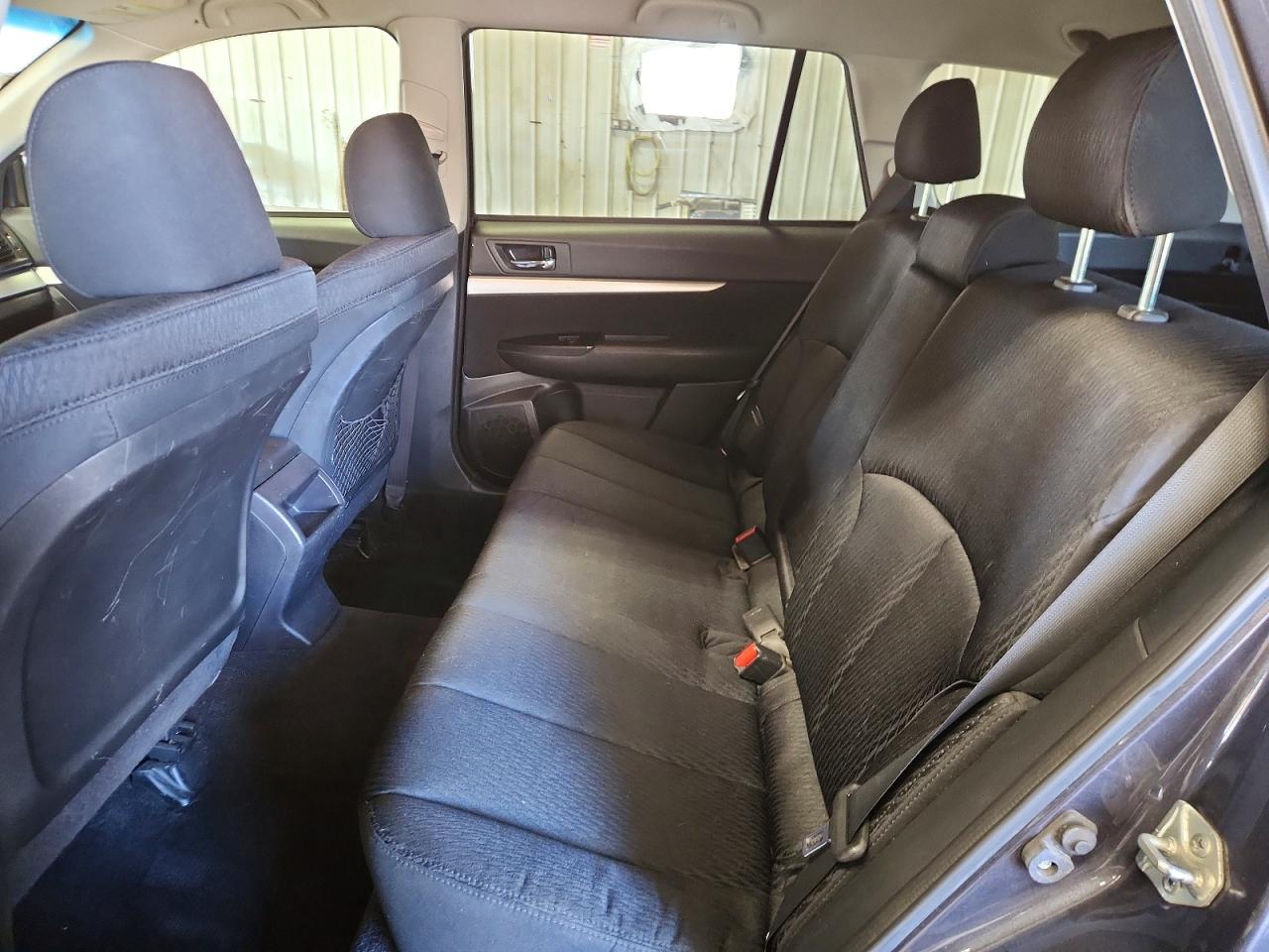 2011 Subaru Outback 2.5i Premium Black vin: 4S4BRCCC4B3313930