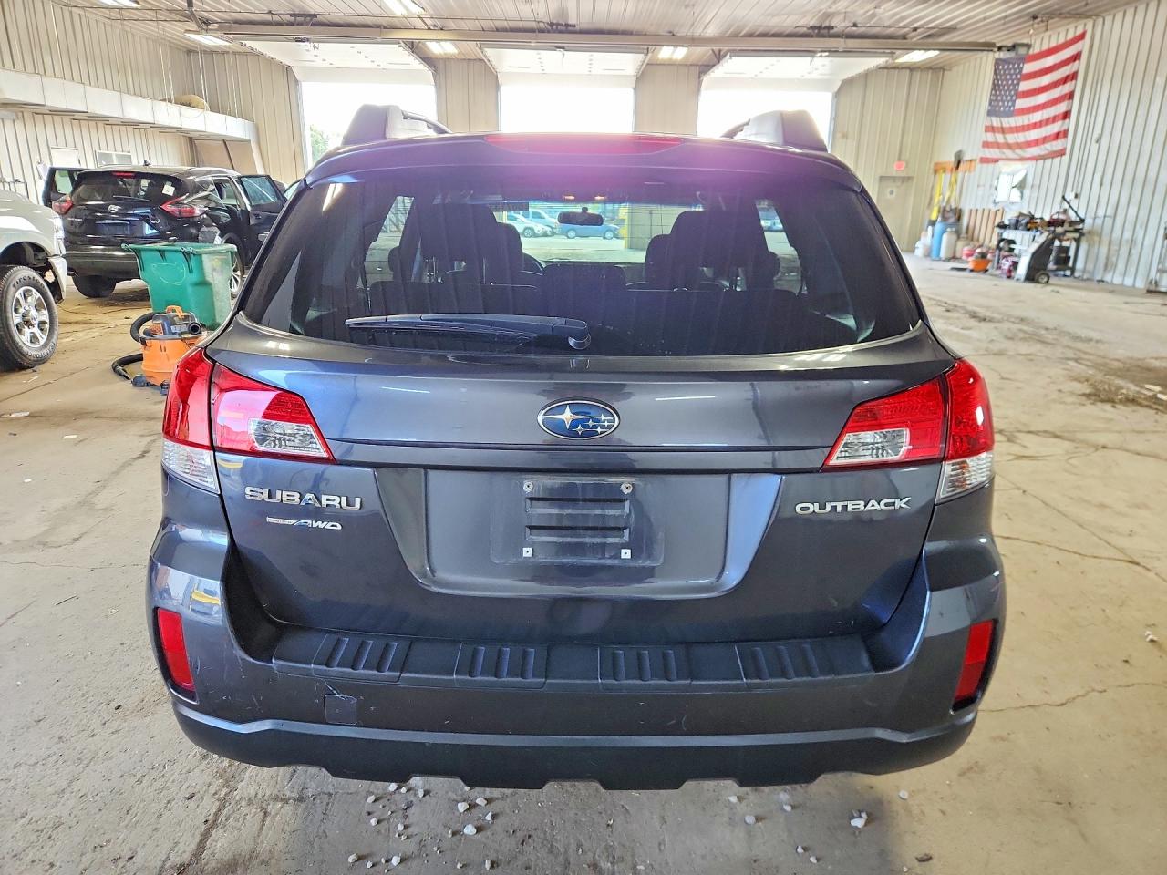 2011 Subaru Outback 2.5i Premium Black vin: 4S4BRCCC4B3313930