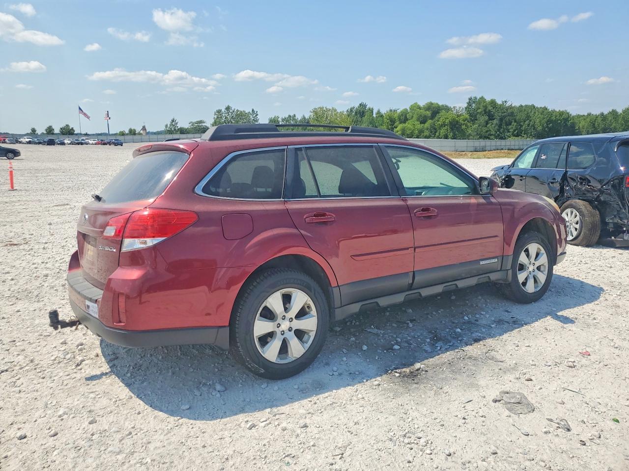 2011 Subaru Outback 2.5i Premium Бордовый vin: 4S4BRCCC4B3393181