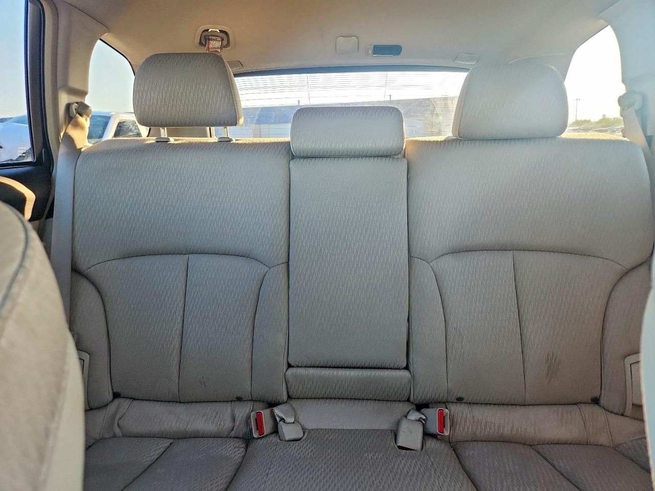 2011 Subaru Outback 2.5i Premium Red vin: 4S4BRCCC4B3400999