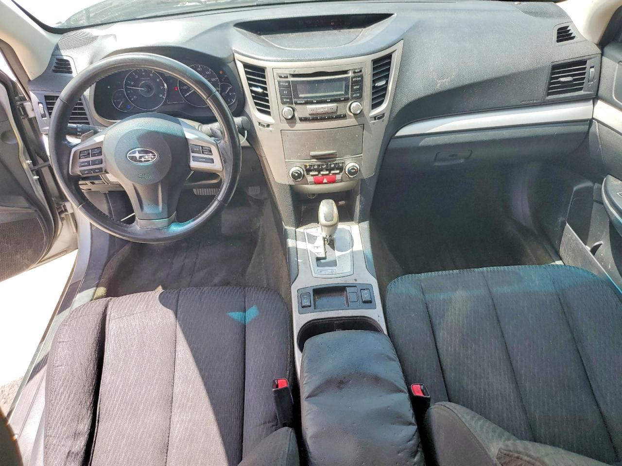 2012 Subaru Outback 2.5i Premium Silver vin: 4S4BRCCC4C3266402
