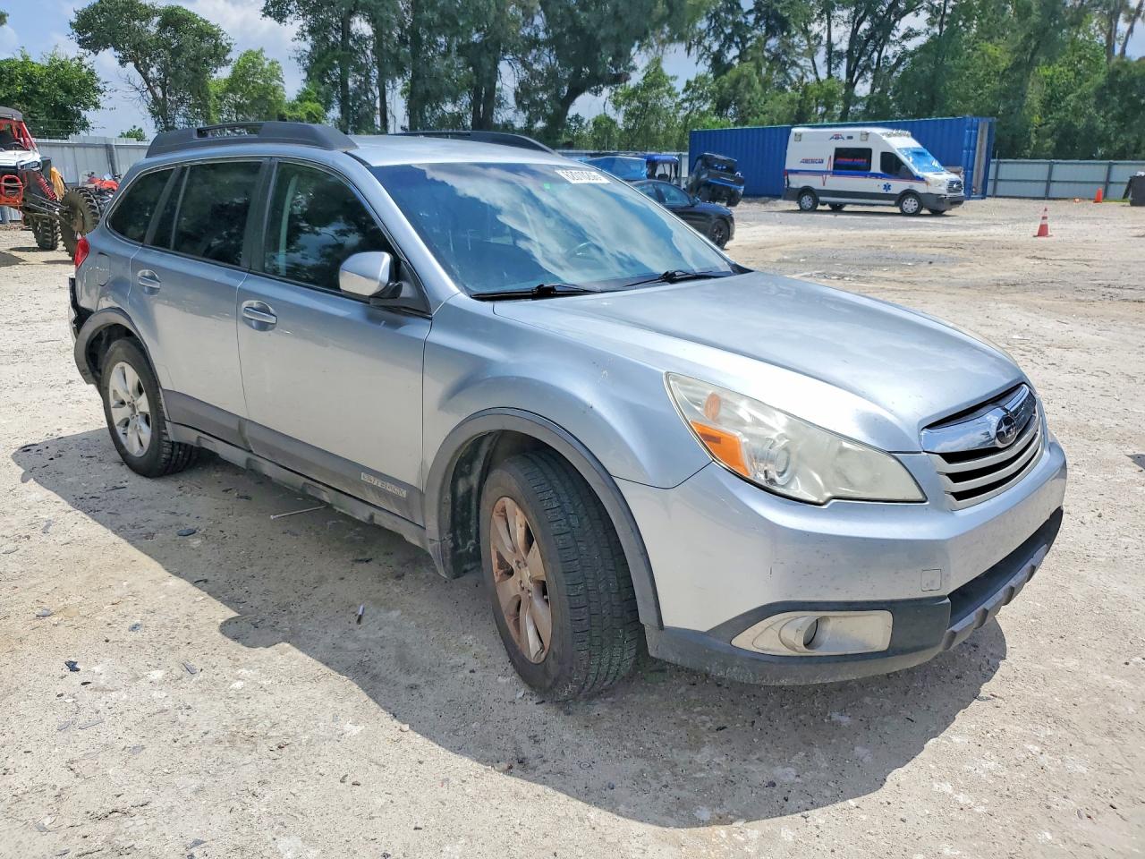 2012 Subaru Outback 2.5i Premium Silver vin: 4S4BRCCC4C3266402