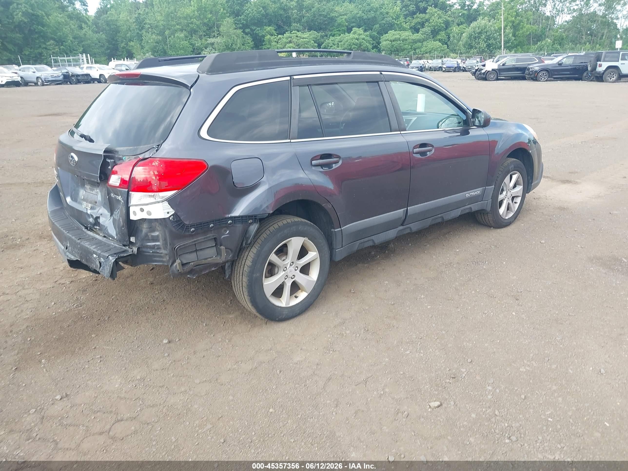 2013 Subaru Outback 2.5i Premium Gray vin: 4S4BRCCC4D3209361