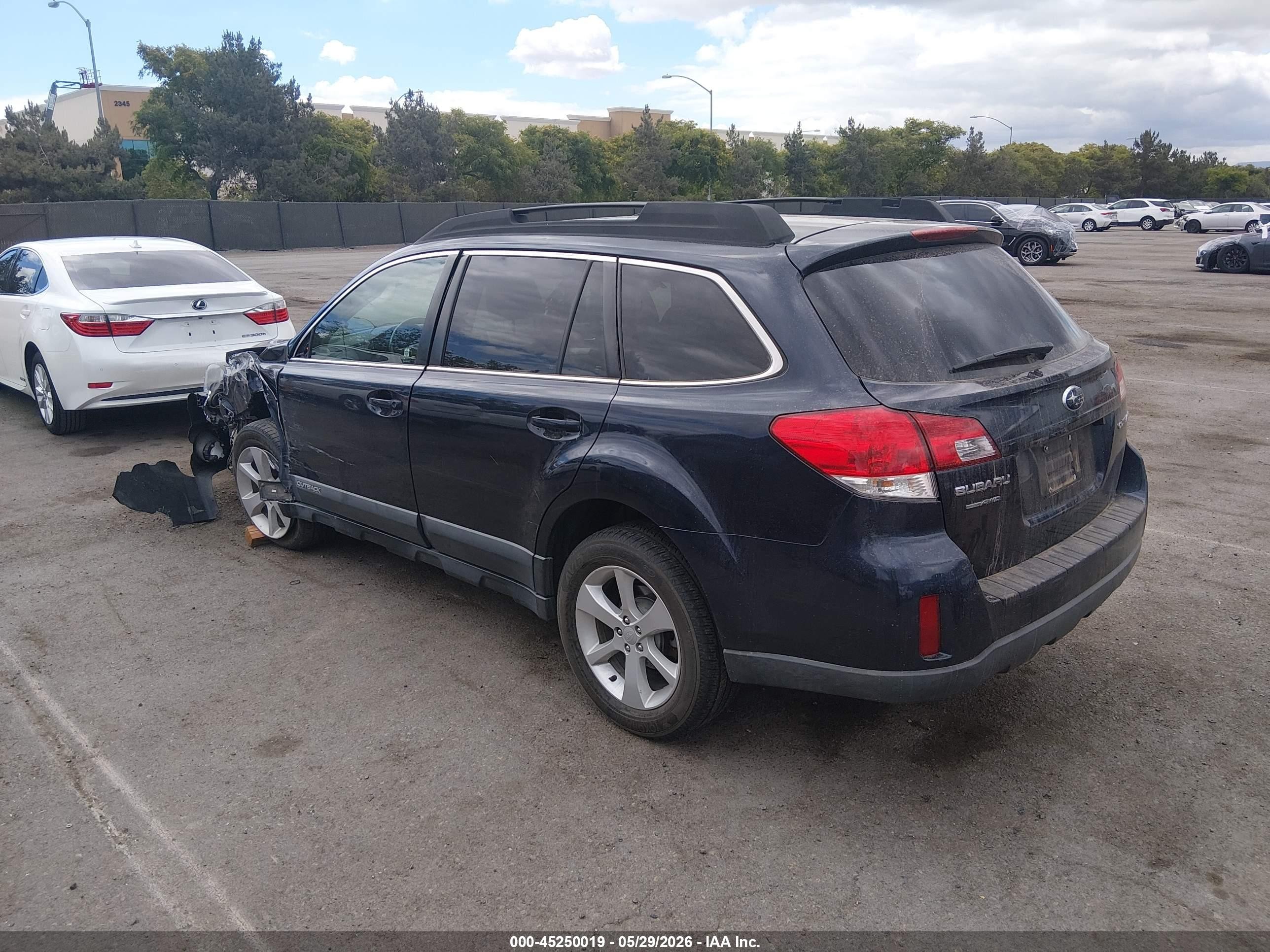 2013 Subaru Outback 2.5i Premium Dark Blue vin: 4S4BRCCC4D3248175