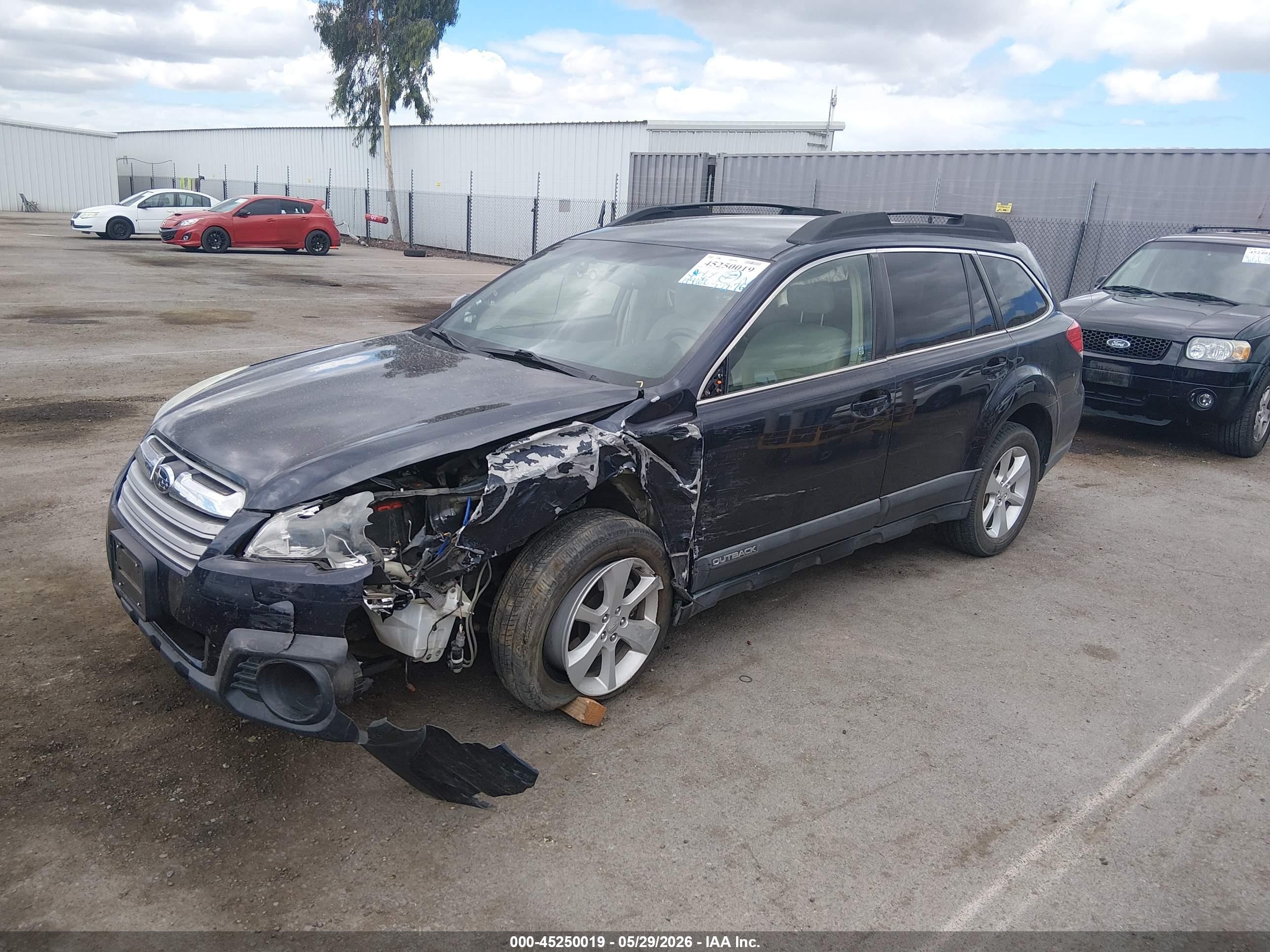 2013 Subaru Outback 2.5i Premium Dark Blue vin: 4S4BRCCC4D3248175