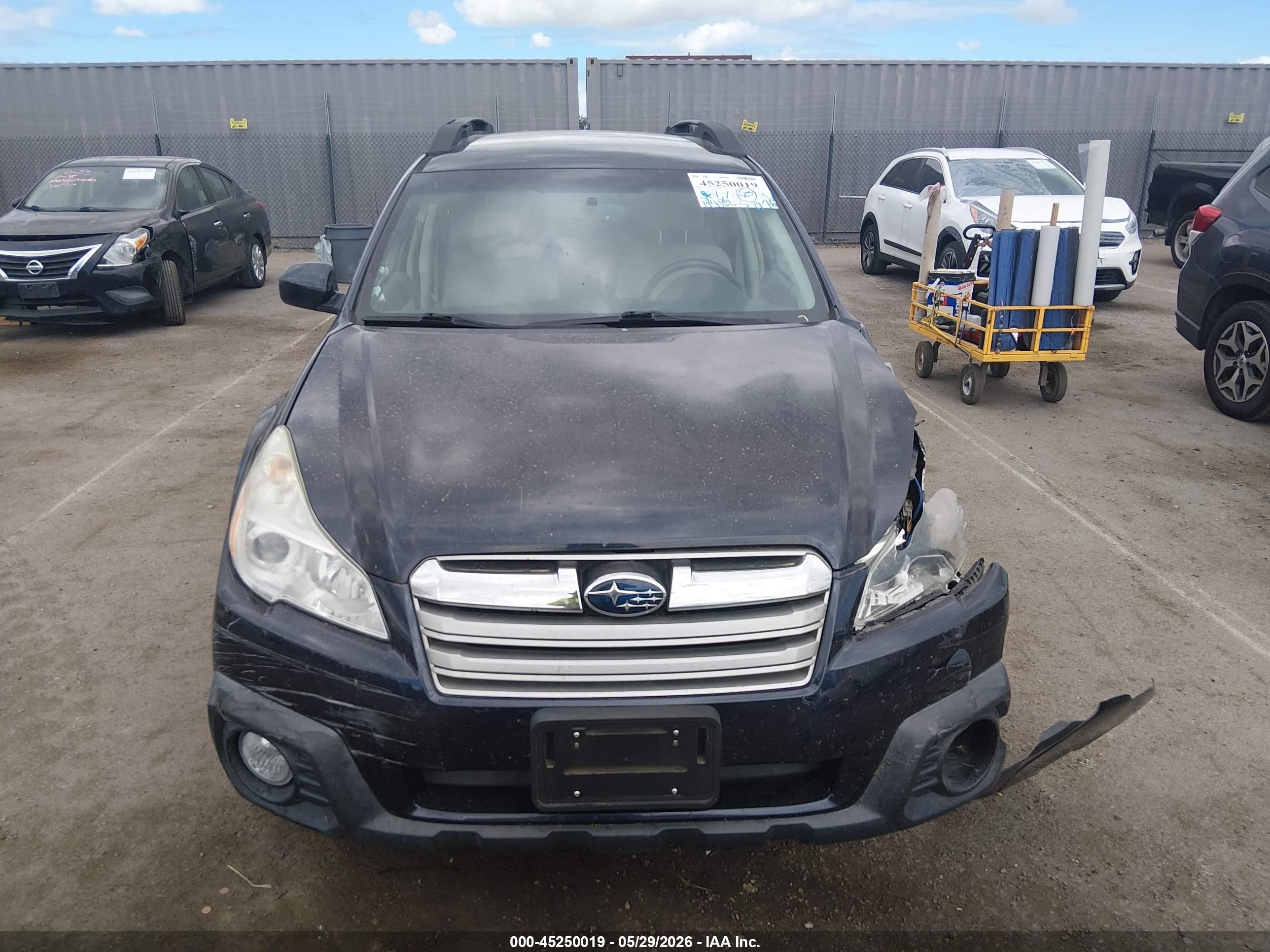 2013 Subaru Outback 2.5i Premium Dark Blue vin: 4S4BRCCC4D3248175