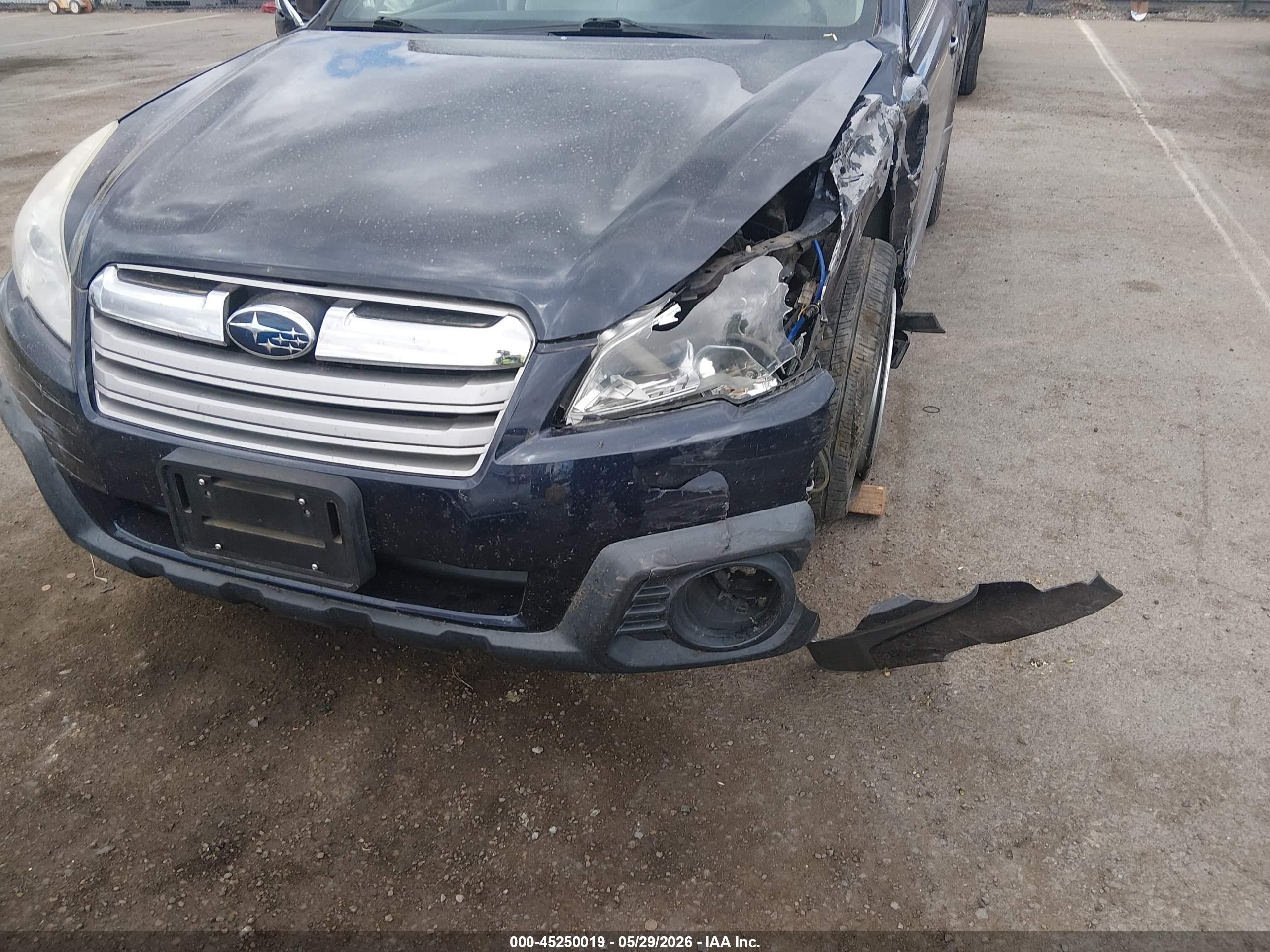 2013 Subaru Outback 2.5i Premium Dark Blue vin: 4S4BRCCC4D3248175