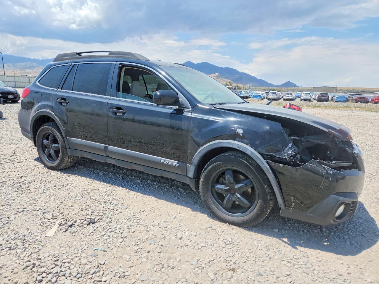 2013 Subaru Outback 2.5i Premium Black vin: 4S4BRCCC4D3269138