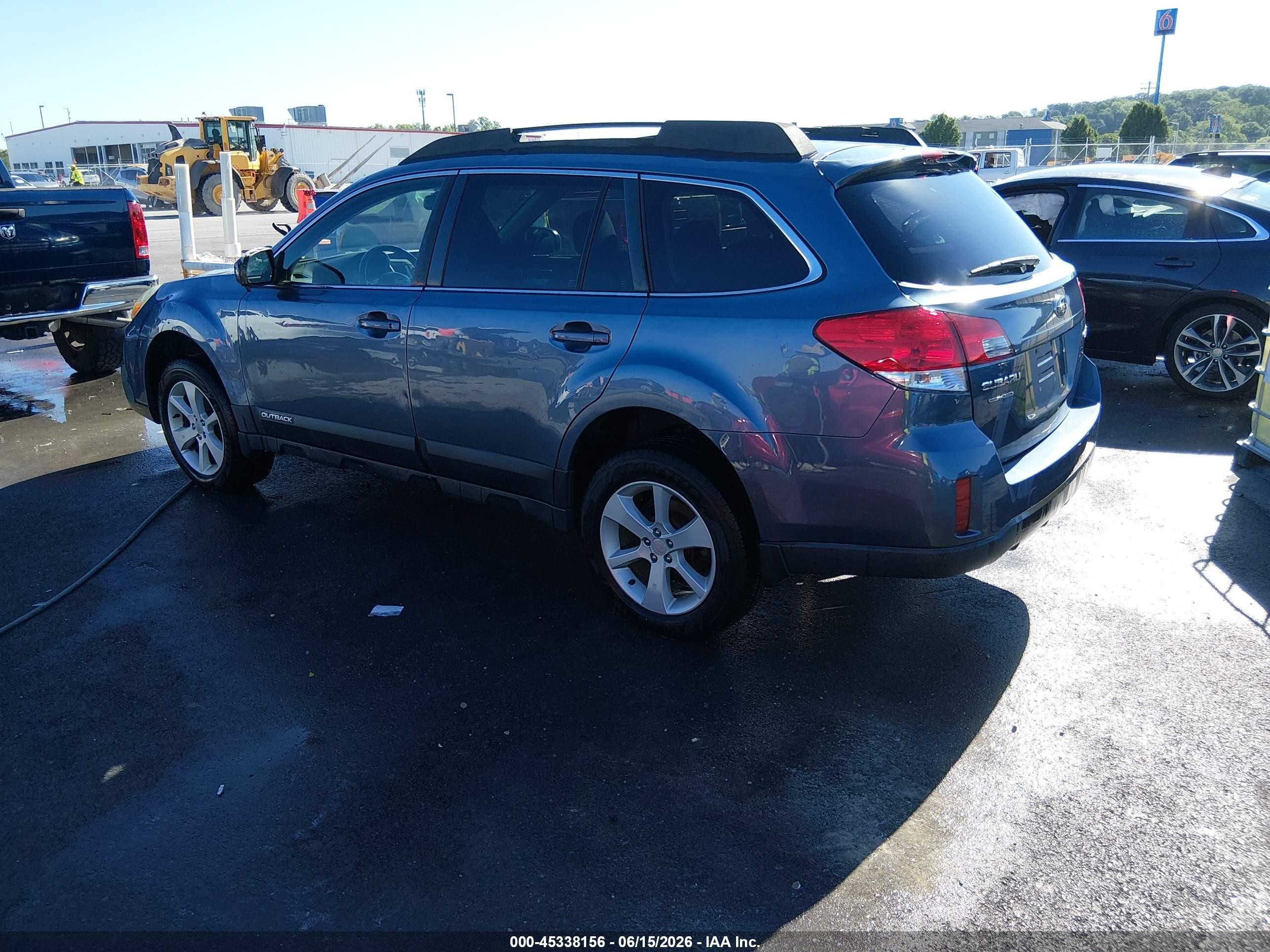 2013 Subaru Outback 2.5i Premium Blue vin: 4S4BRCCC4D3306530