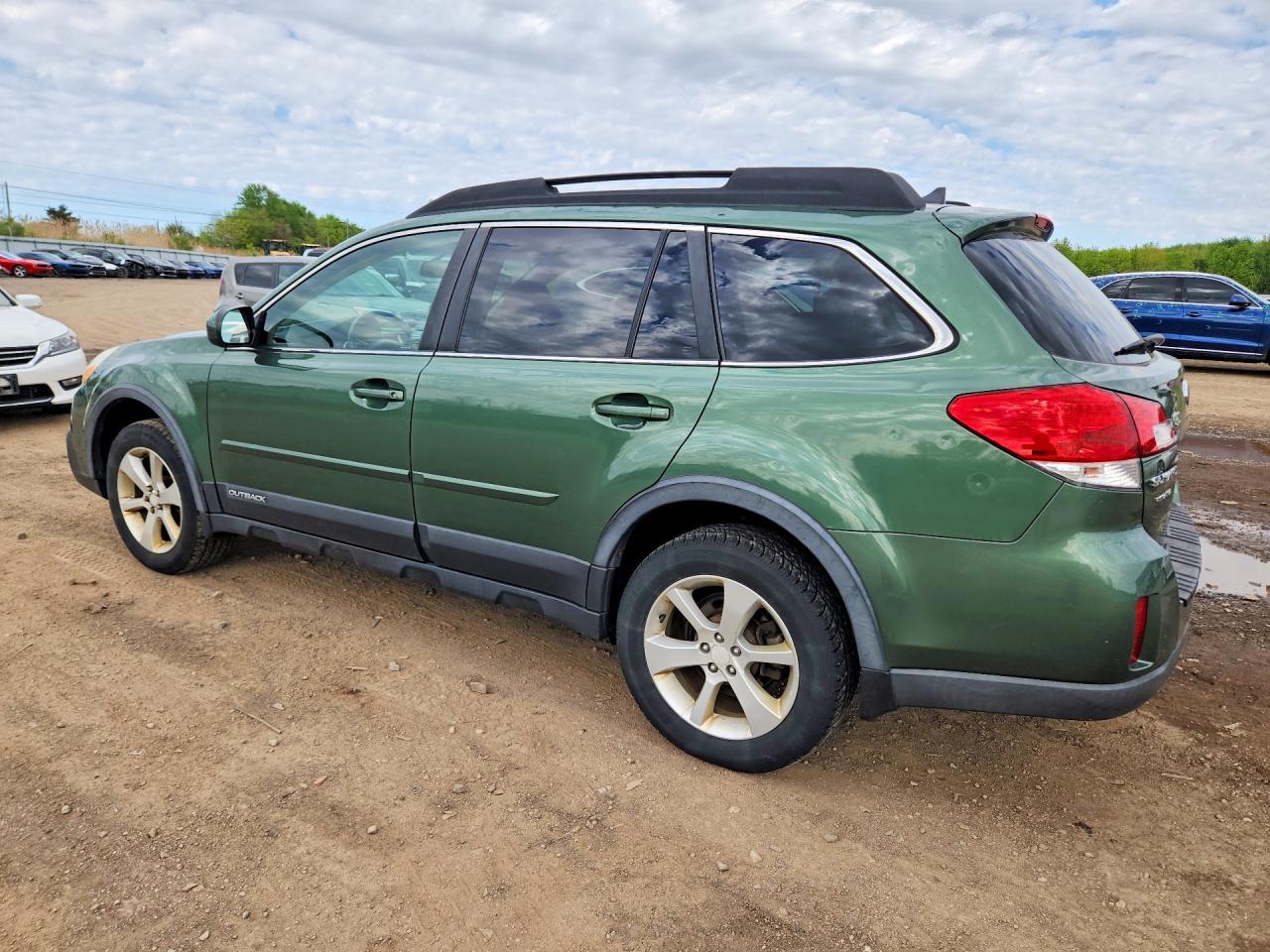 2014 Subaru Outback 2.5i Premium Green vin: 4S4BRCCC4E3254379