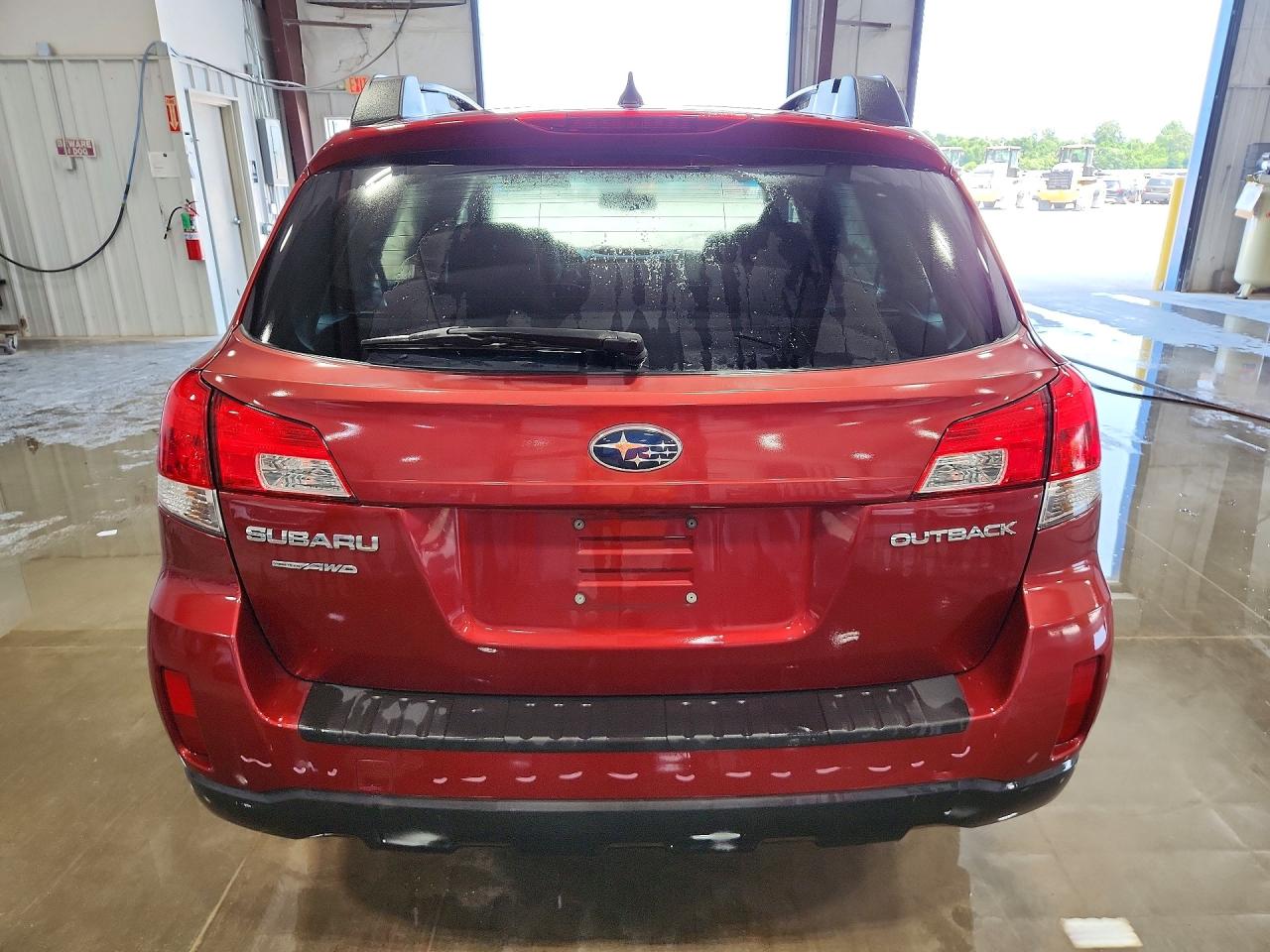 2014 Subaru Outback 2.5i Premium Maroon vin: 4S4BRCCC4E3258058