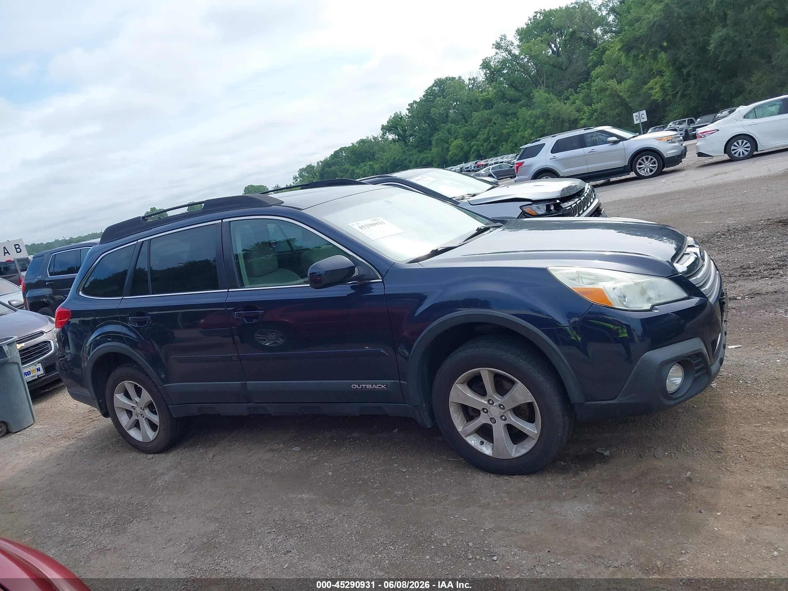 2014 Subaru Outback 2.5i Premium Dark Blue vin: 4S4BRCCC4E3269397
