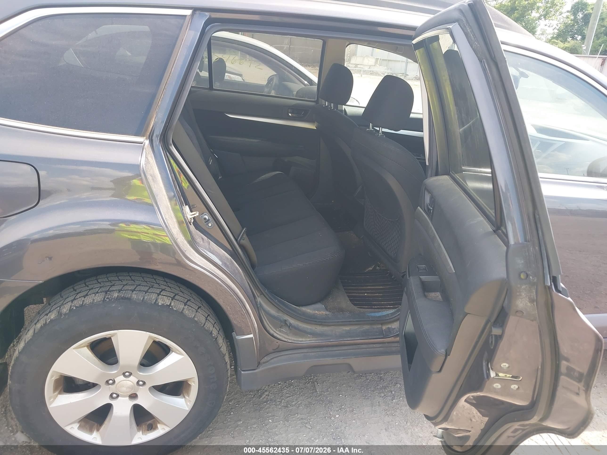 2012 Subaru Outback 2.5i Premium Gray vin: 4S4BRCCC5C3252850