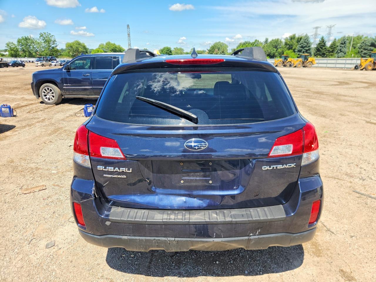 2014 Subaru Outback 2.5i Premium Blue vin: 4S4BRCCC5E3255878