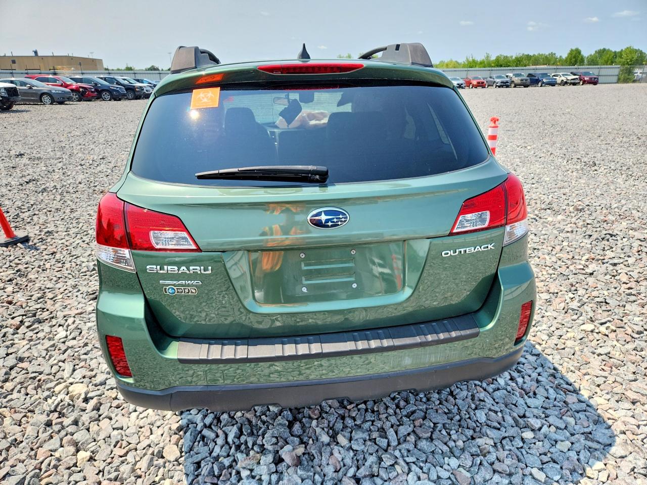 2014 Subaru Outback 2.5i Premium Green vin: 4S4BRCCC5E3275967