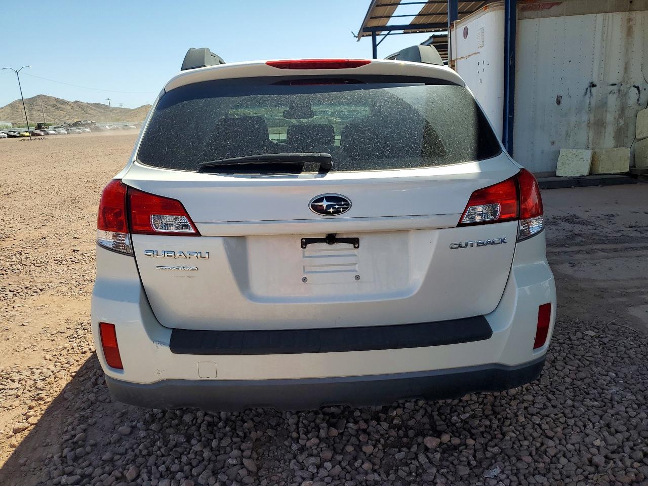 2011 Subaru Outback 2.5i Premium Белый vin: 4S4BRCCC6B3403550