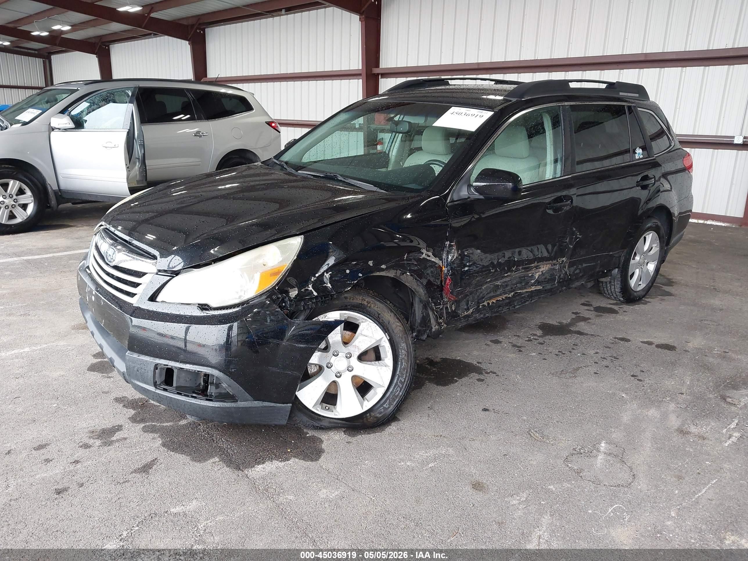 2011 Subaru Outback 2.5i Premium Black vin: 4S4BRCCC6B3415620