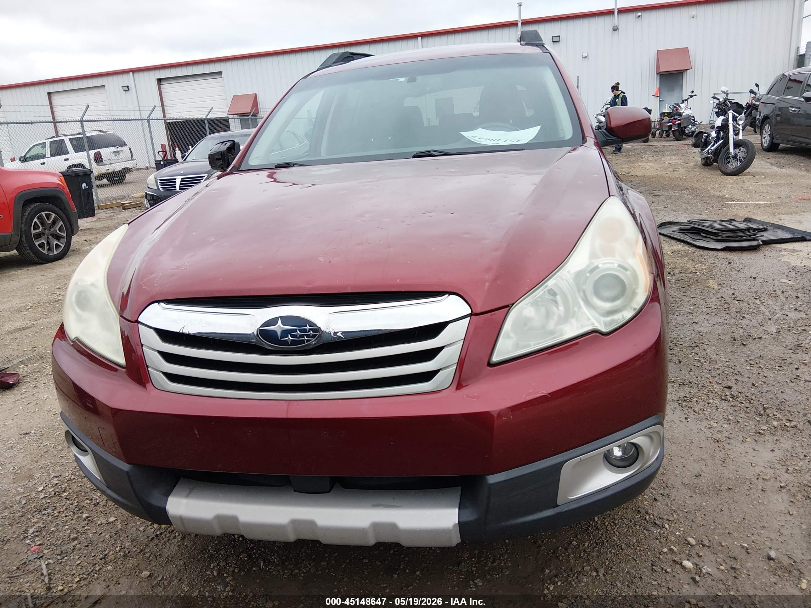 2012 Subaru Outback 2.5i Premium Red vin: 4S4BRCCC6C3264148