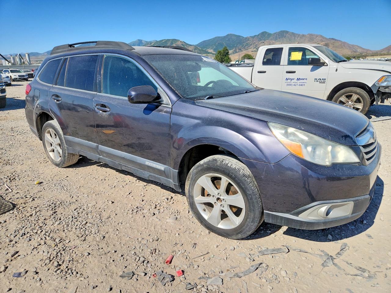 2013 Subaru Outback 2.5i Premium Gray vin: 4S4BRCCC6D3259775