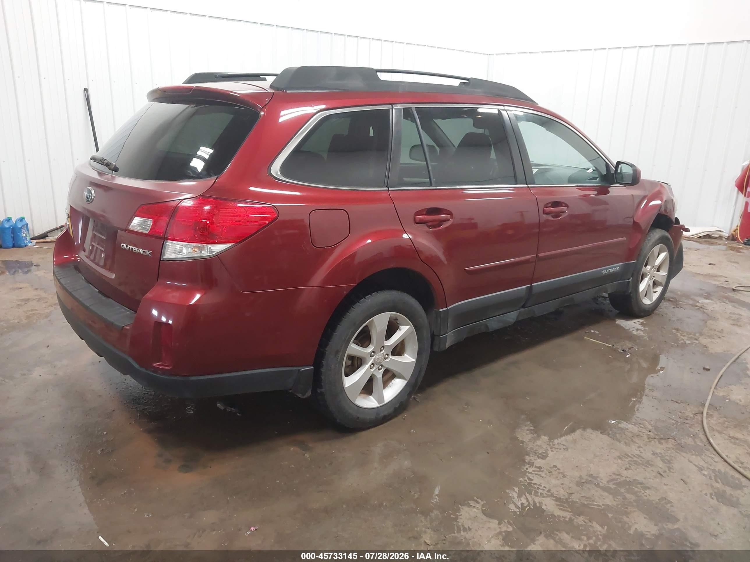 2013 Subaru Outback 2.5i Premium Burgundy vin: 4S4BRCCC6D3265849