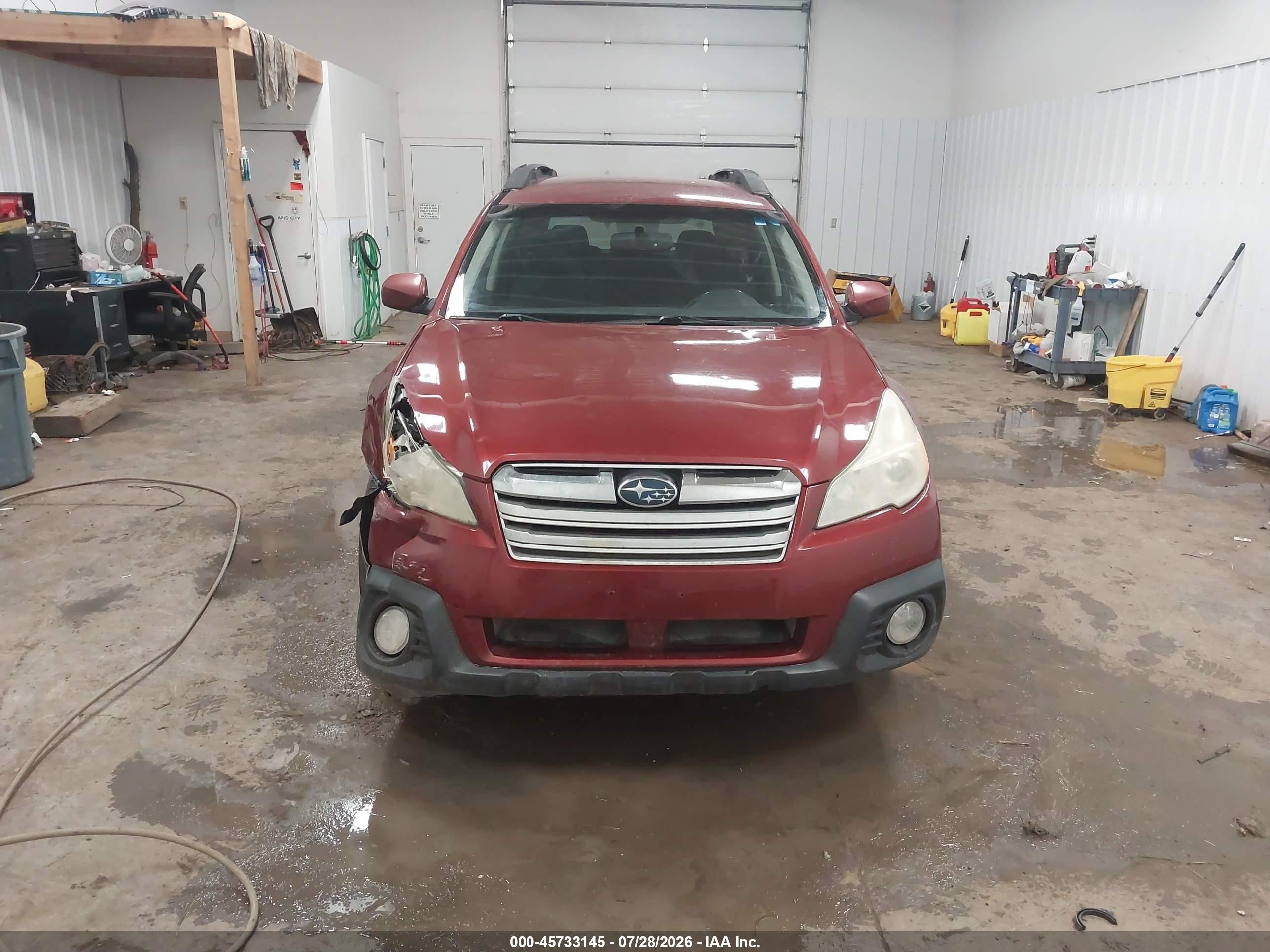 2013 Subaru Outback 2.5i Premium Burgundy vin: 4S4BRCCC6D3265849