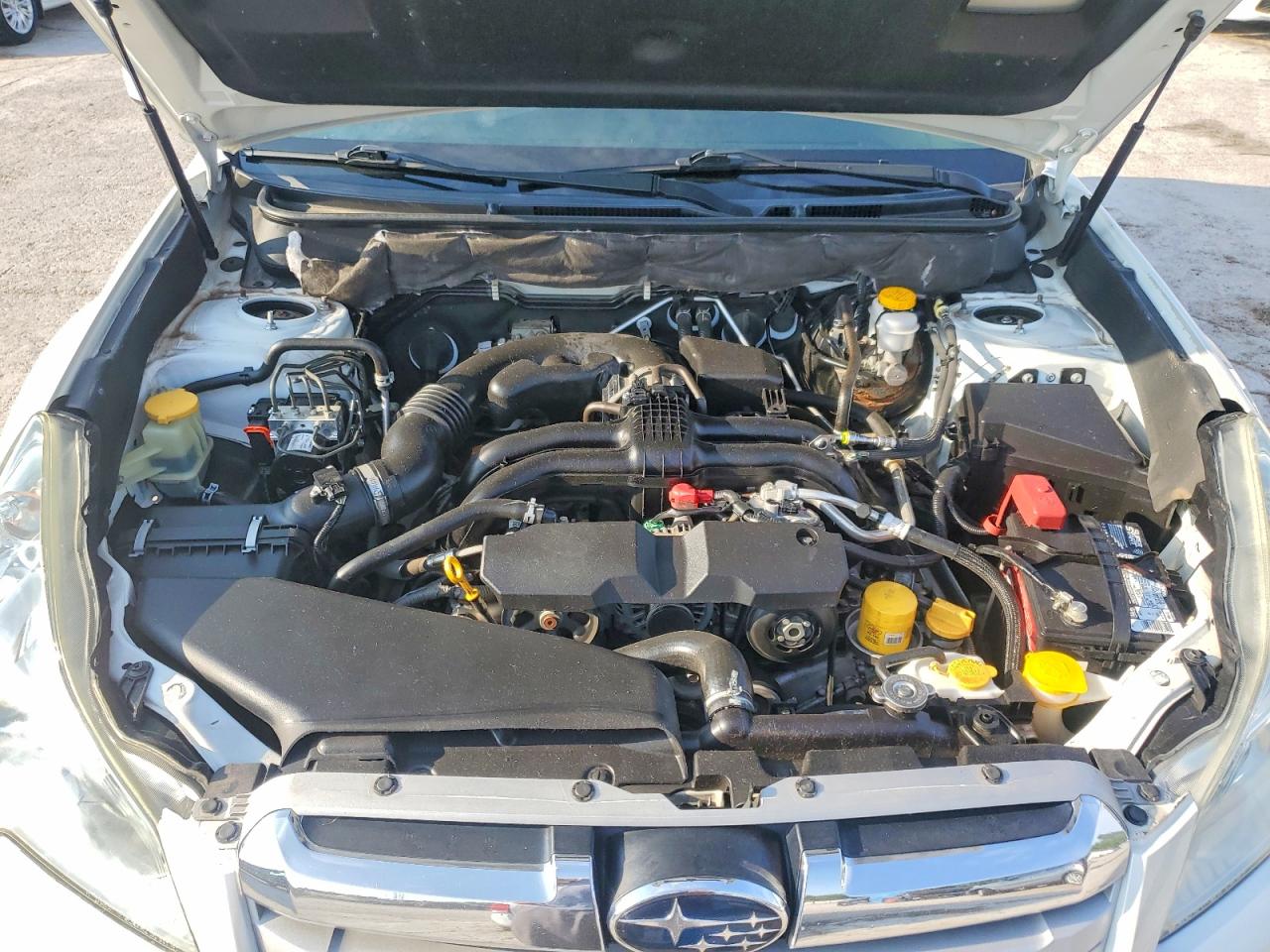 2013 Suba Outback 2. White vin: 4S4BRCCC6D3312846
